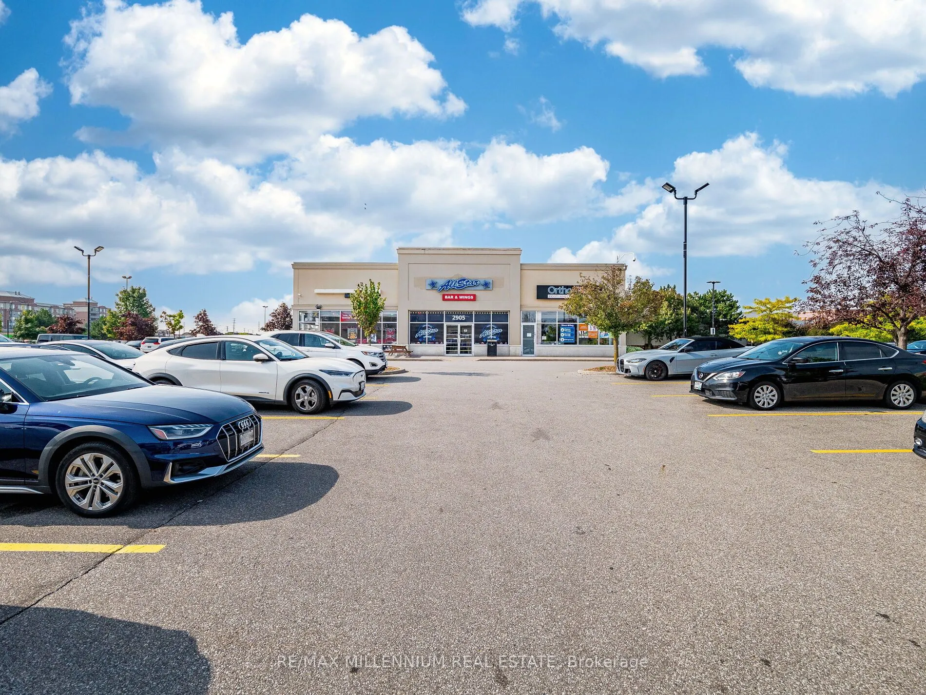 2905 Eglinton Avenue W
