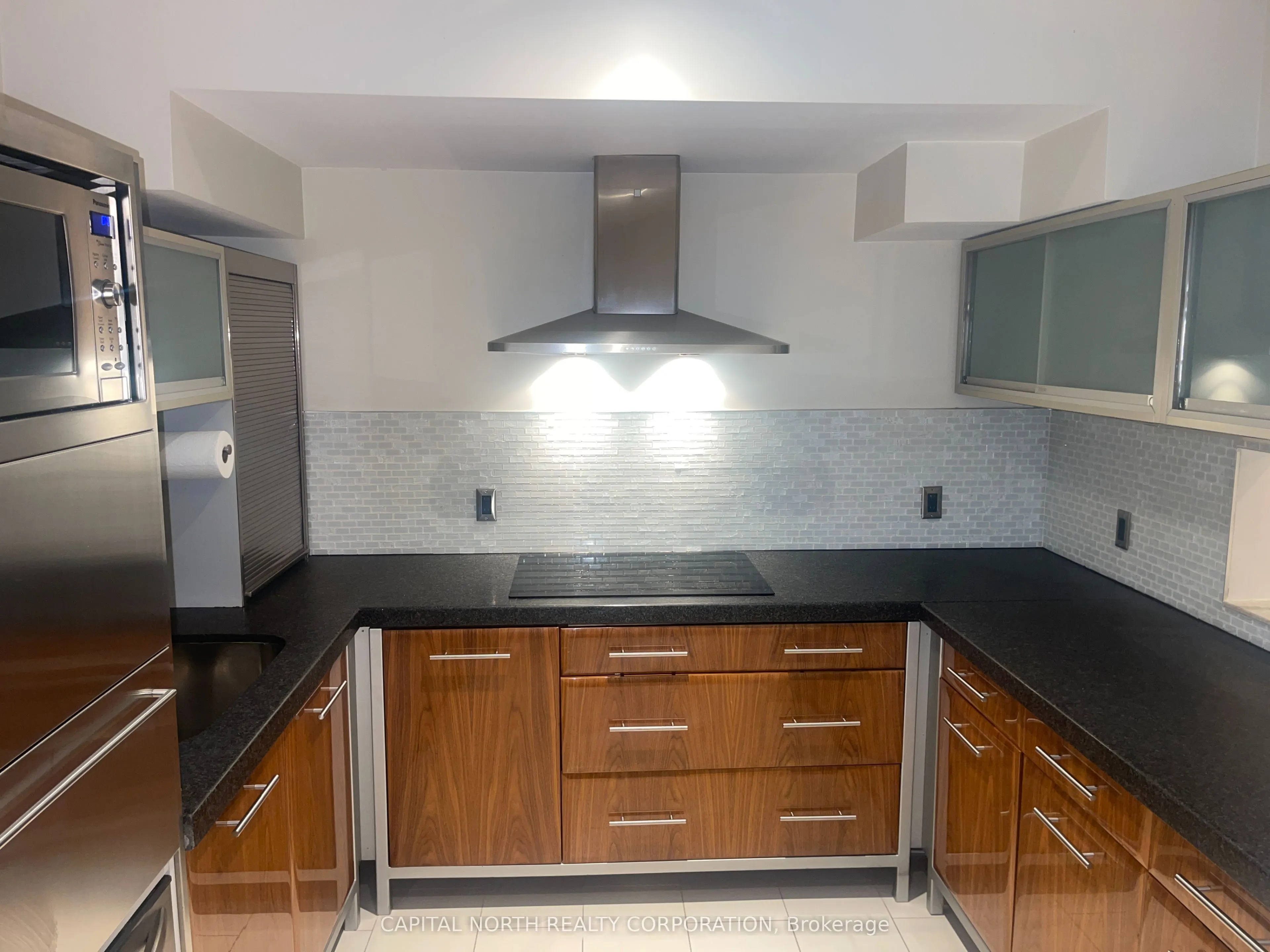 7 Compton Crescent, #BSMT