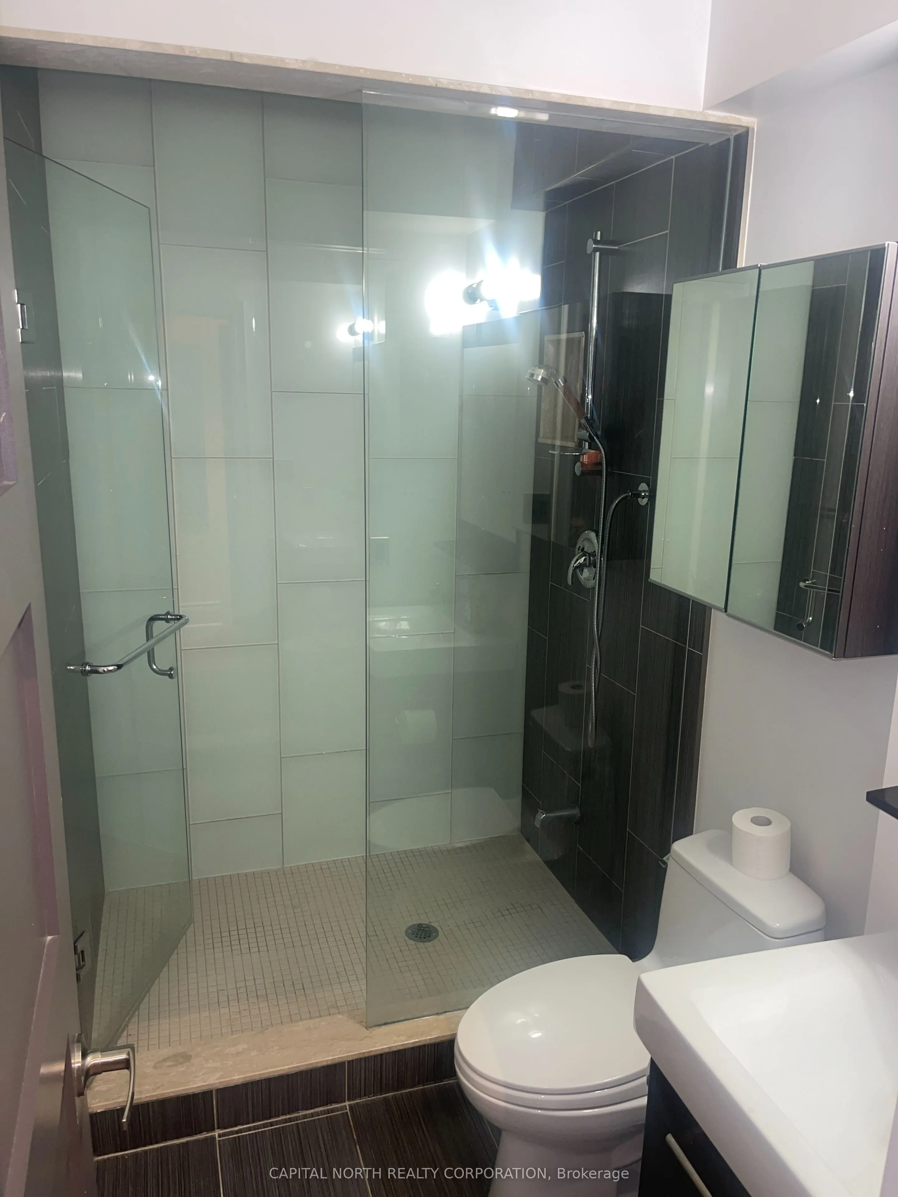 7 Compton Crescent, #BSMT