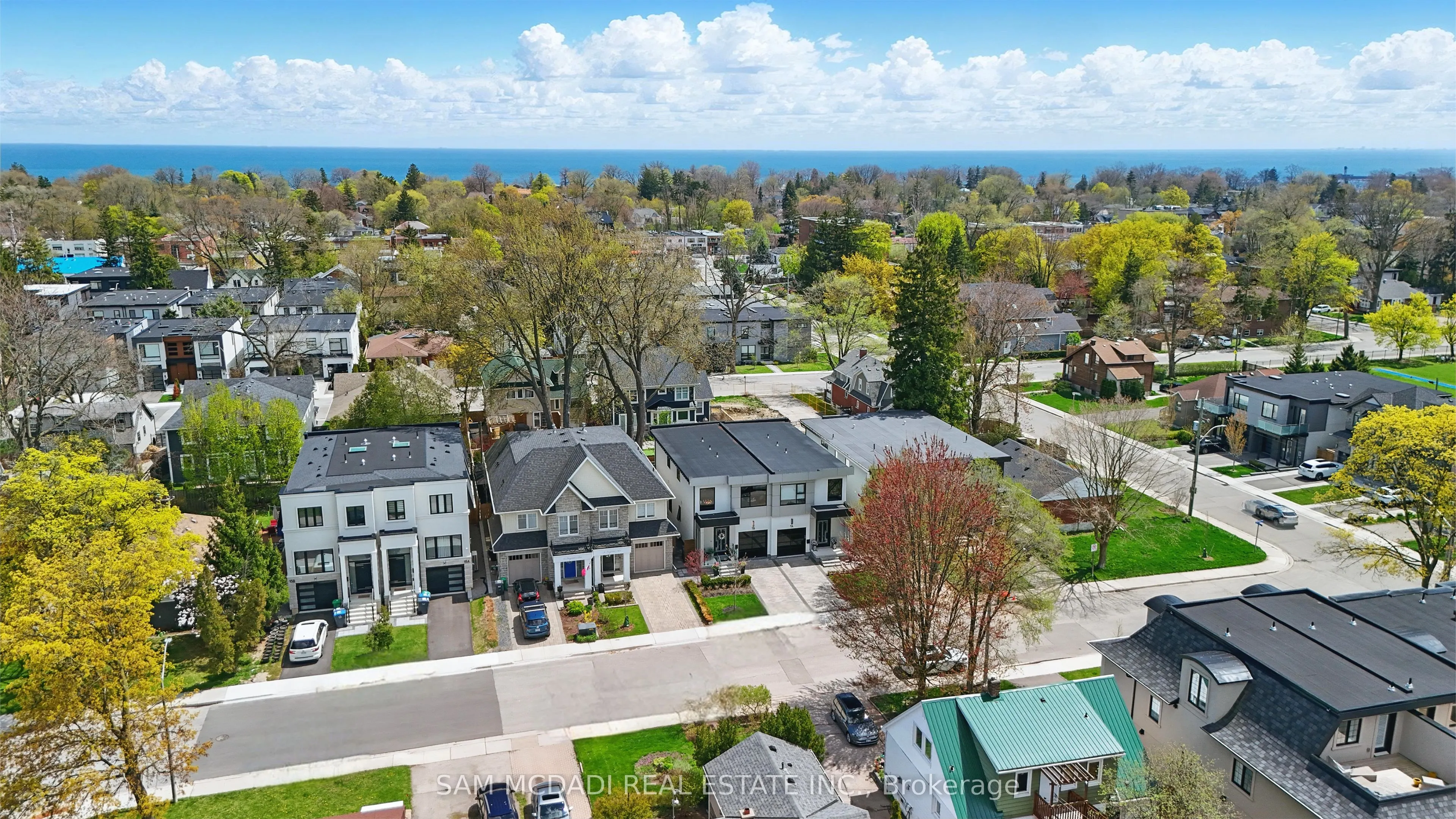 7B Iroquois Avenue