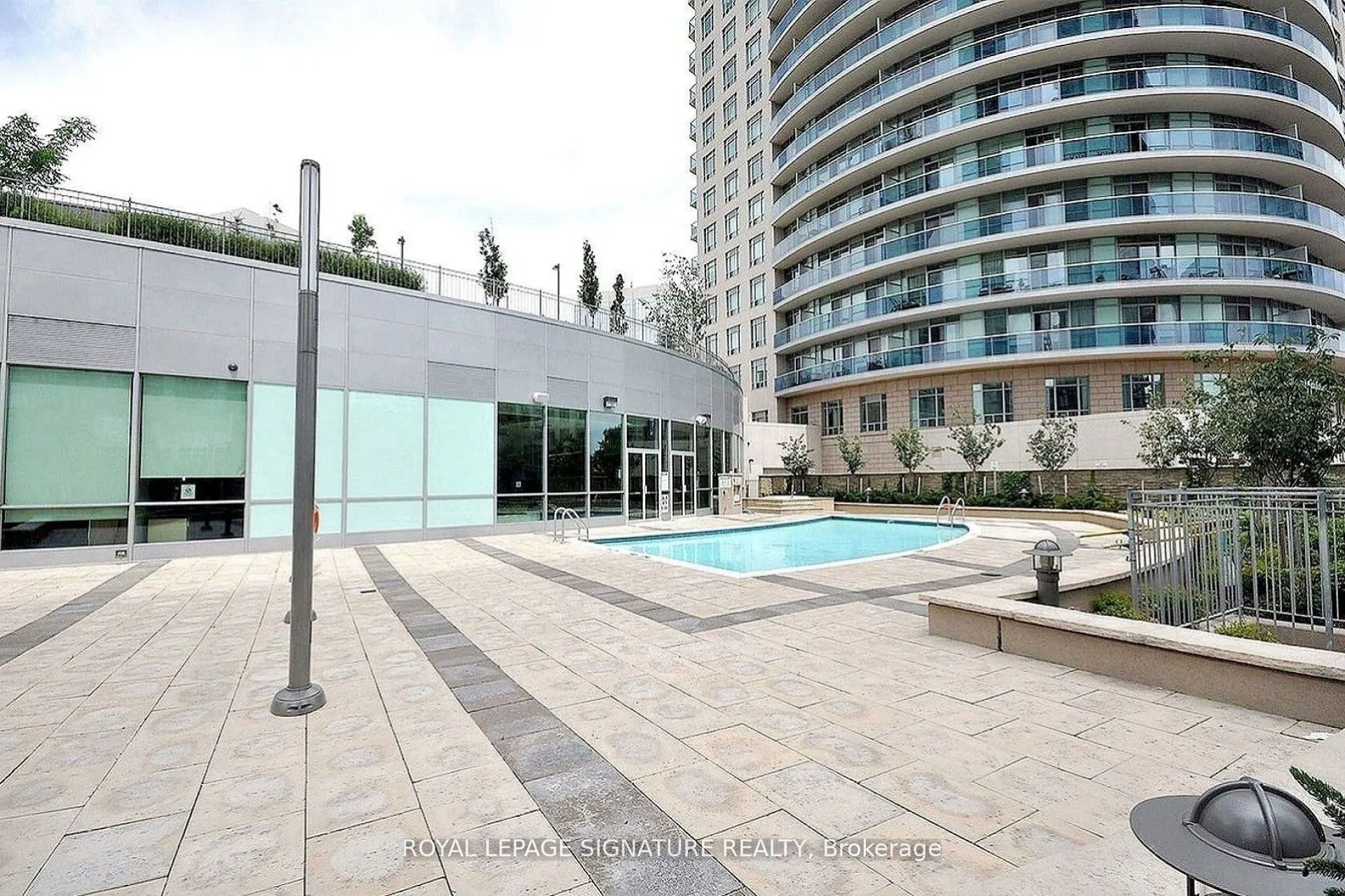 80 Absolute Avenue, #2806