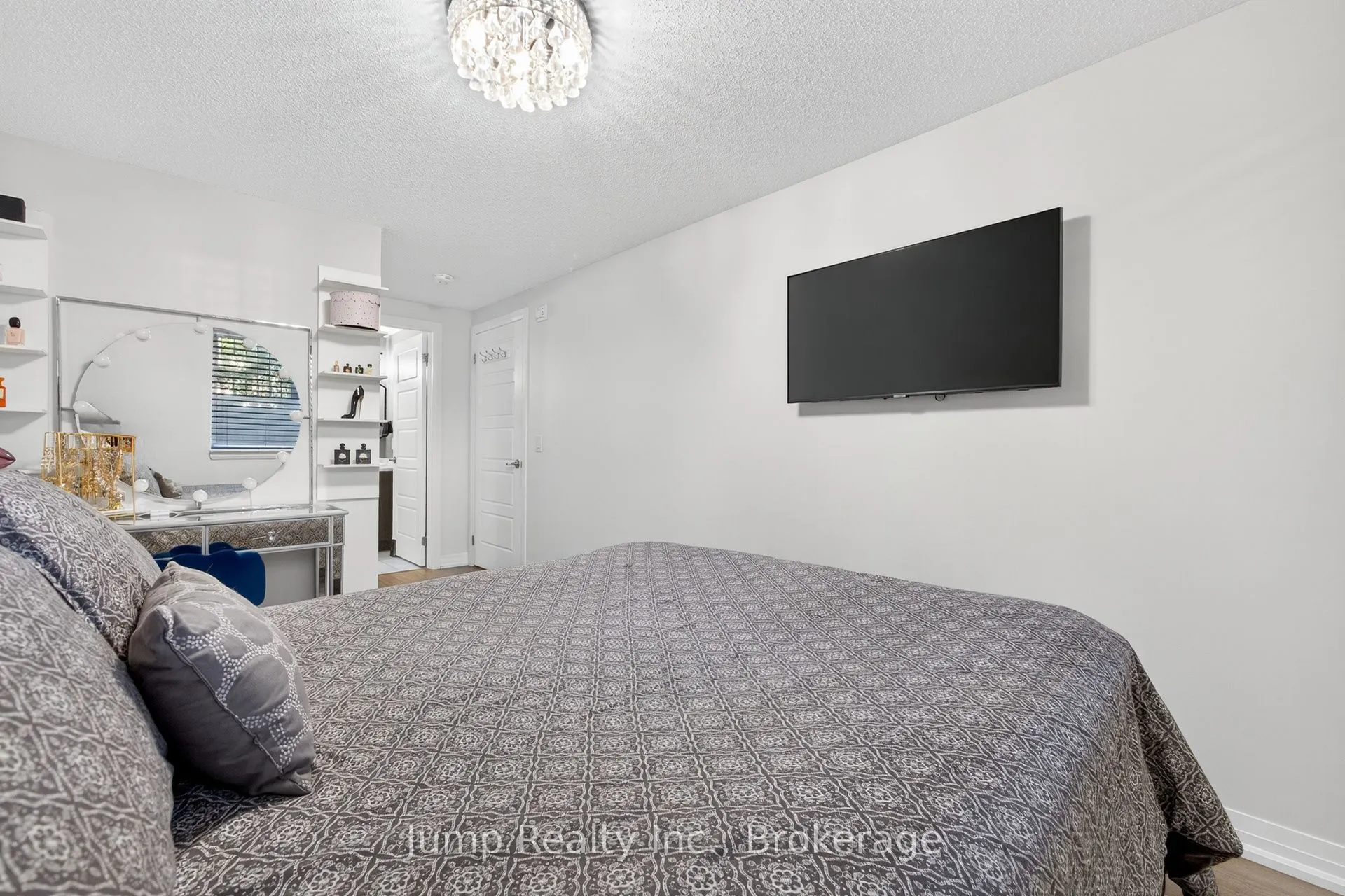 1206 Main Street E, #107