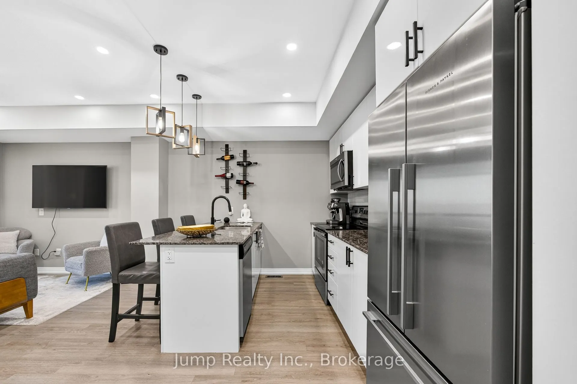 1206 Main Street E, #107