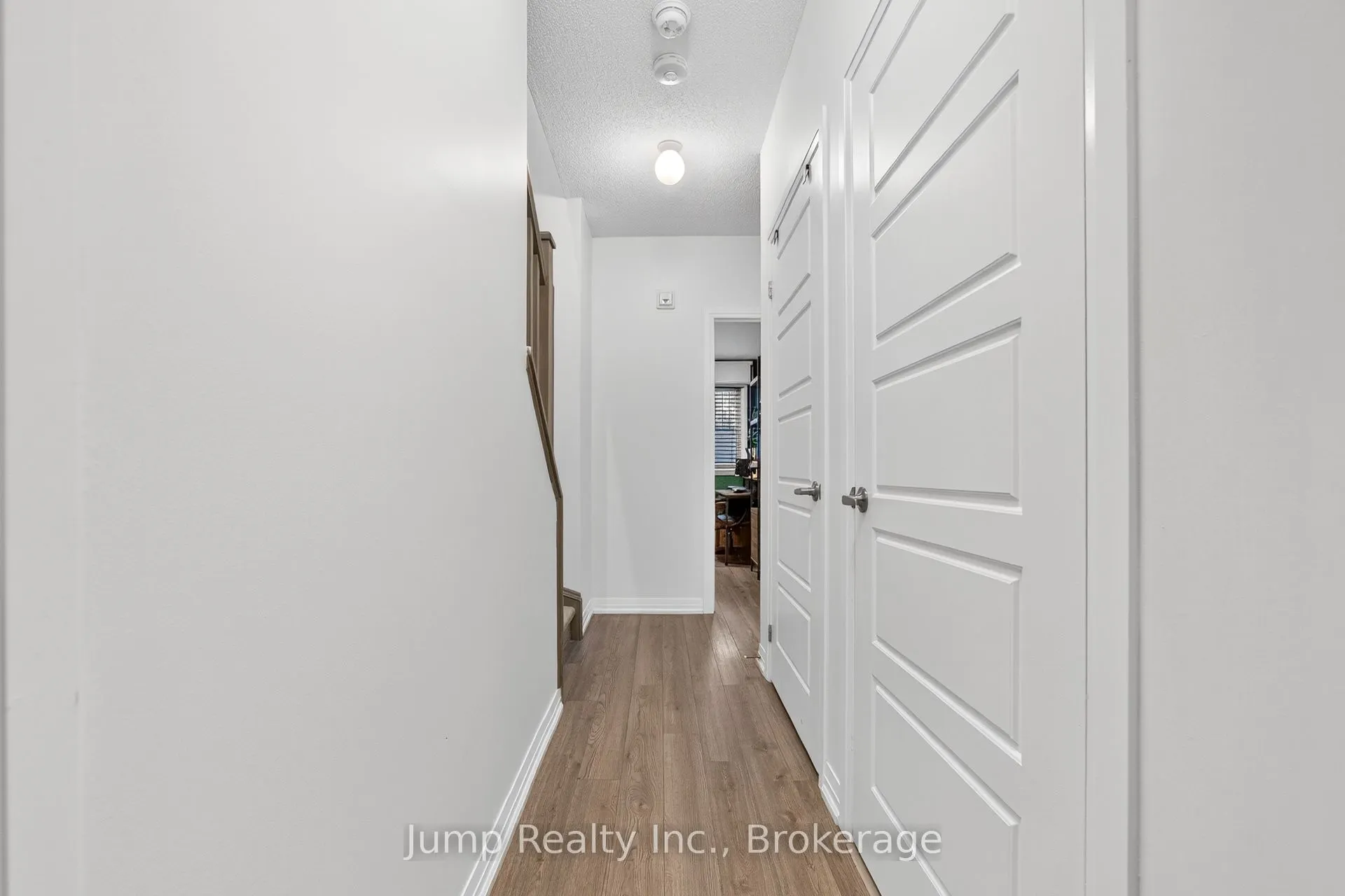 1206 Main Street E, #107