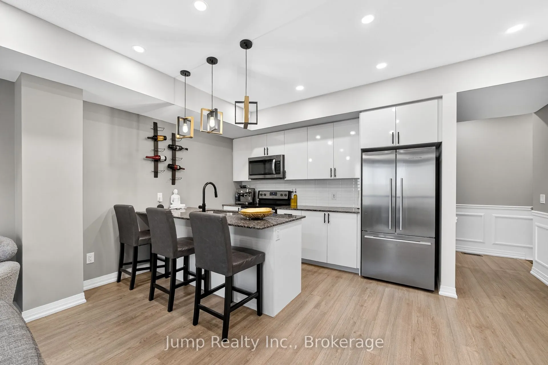1206 Main Street E, #107