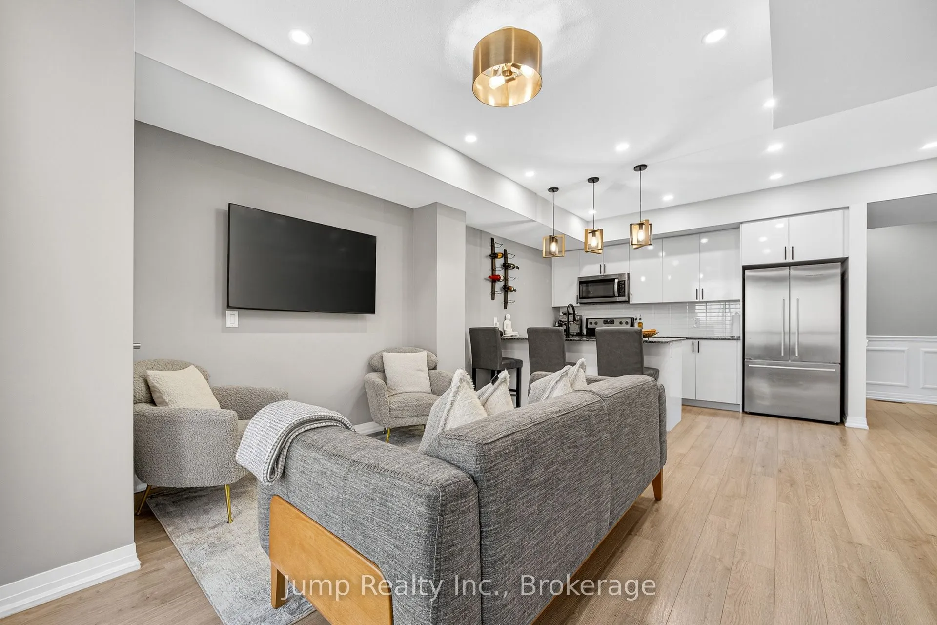 1206 Main Street E, #107
