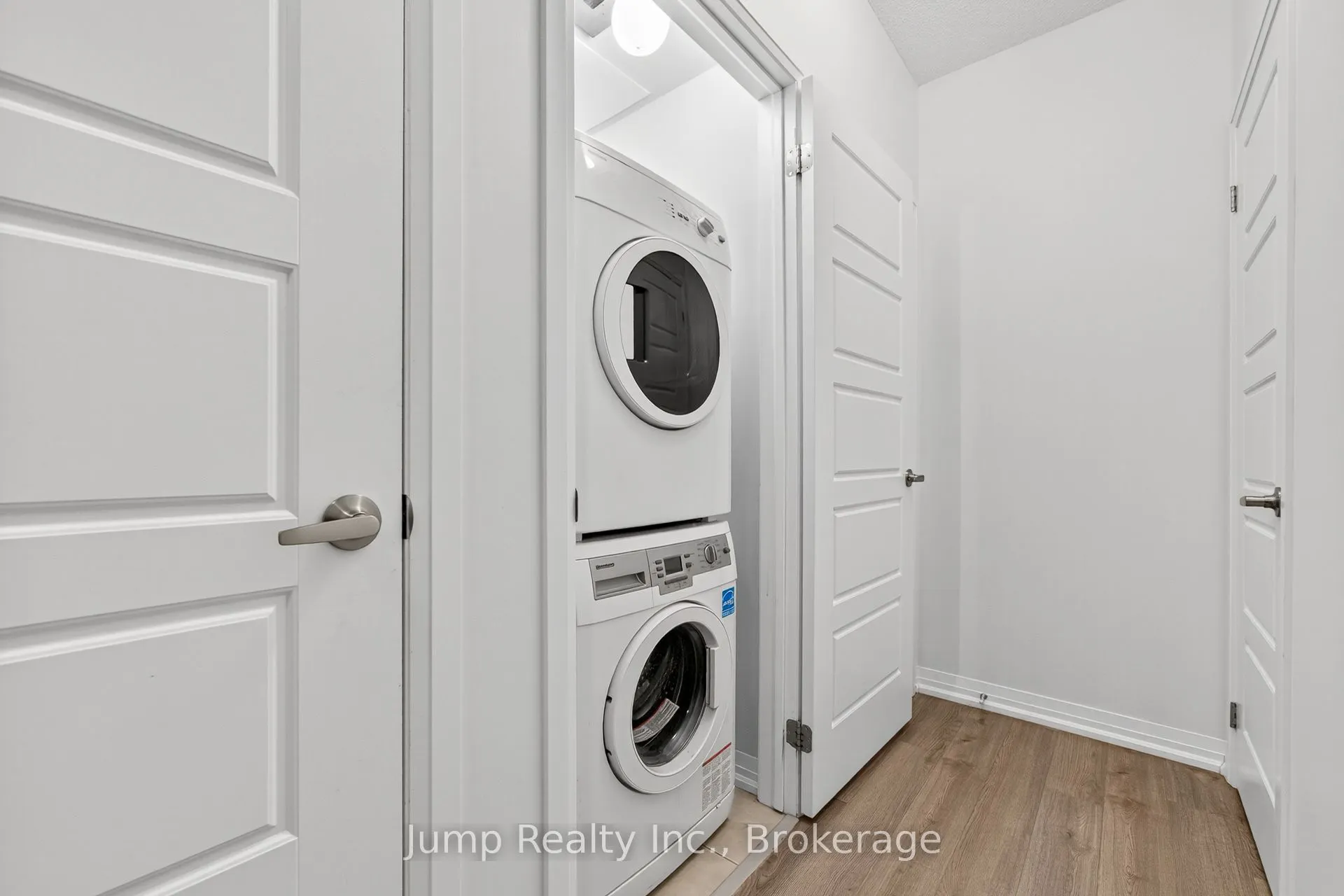 1206 Main Street E, #107