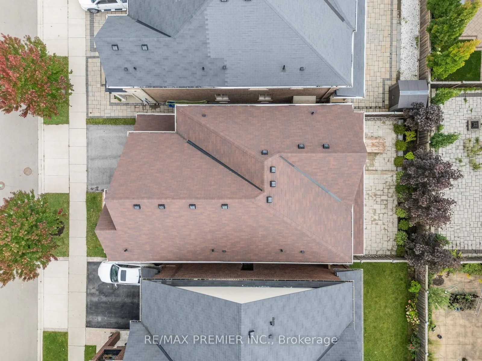 71 Hoey Crescent