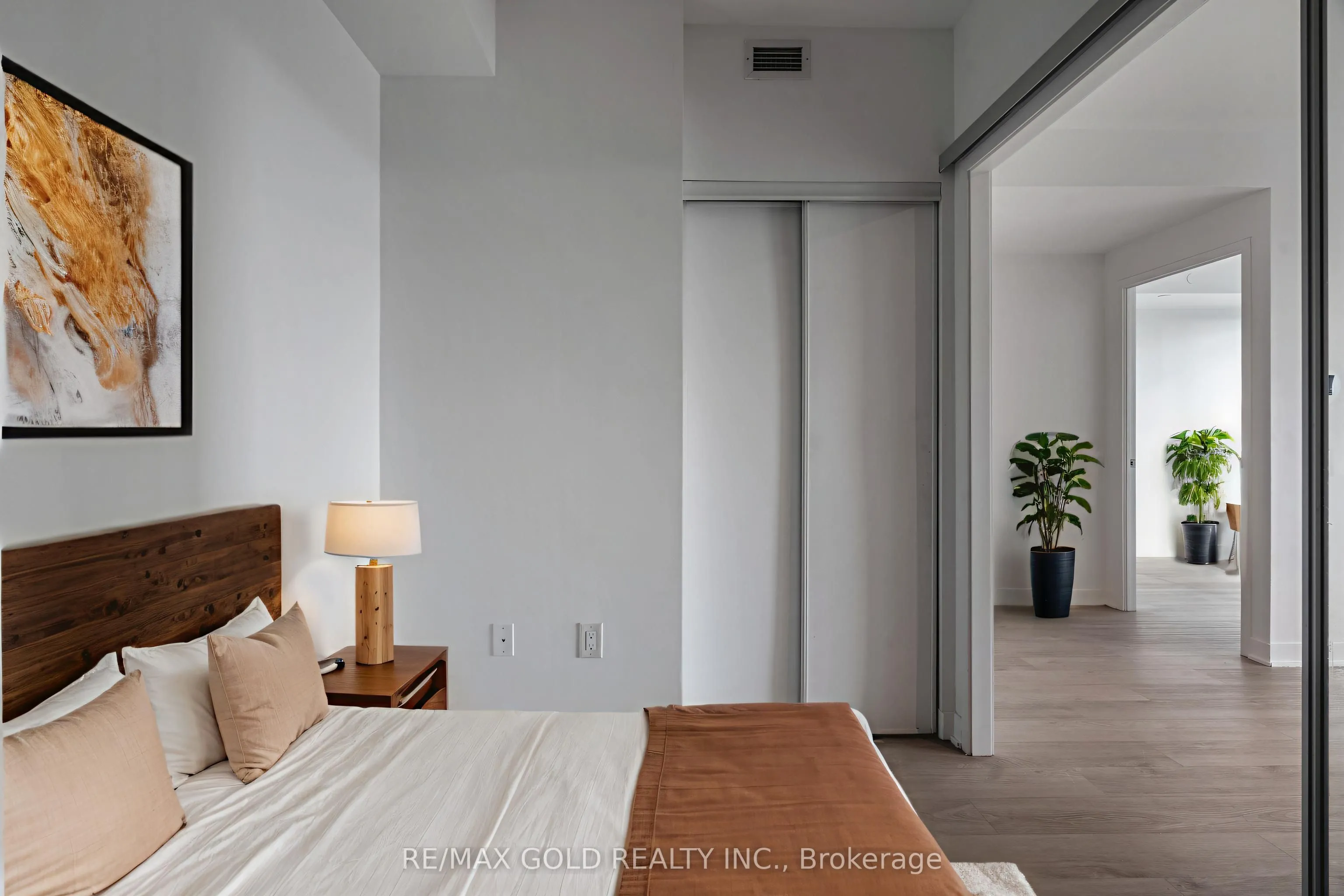 3900 Confederation Parkway, #2707