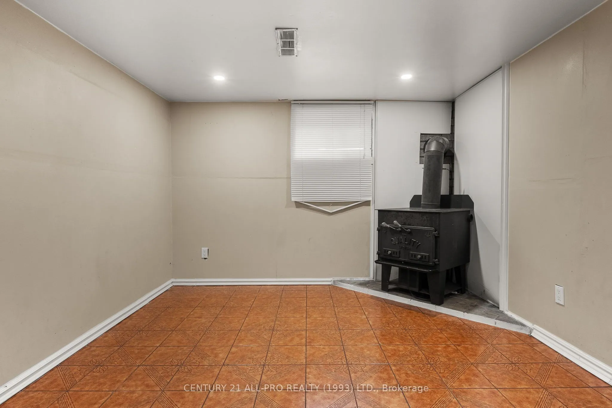 84 Goldsboro Road