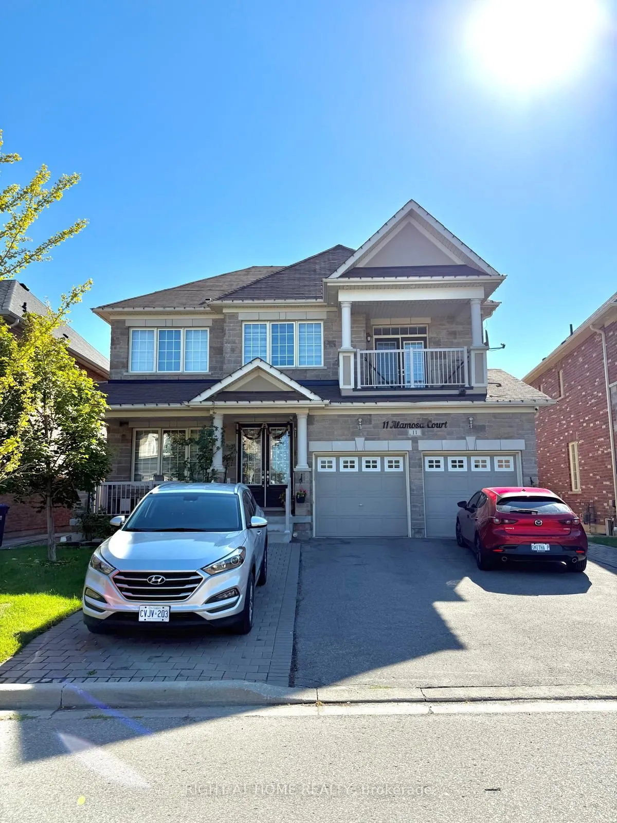 11 Alamosa Court