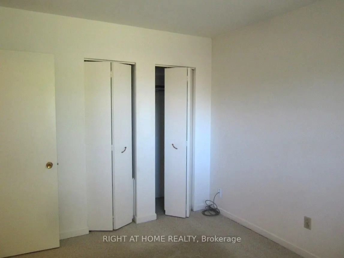1588 Hobbs Crescent