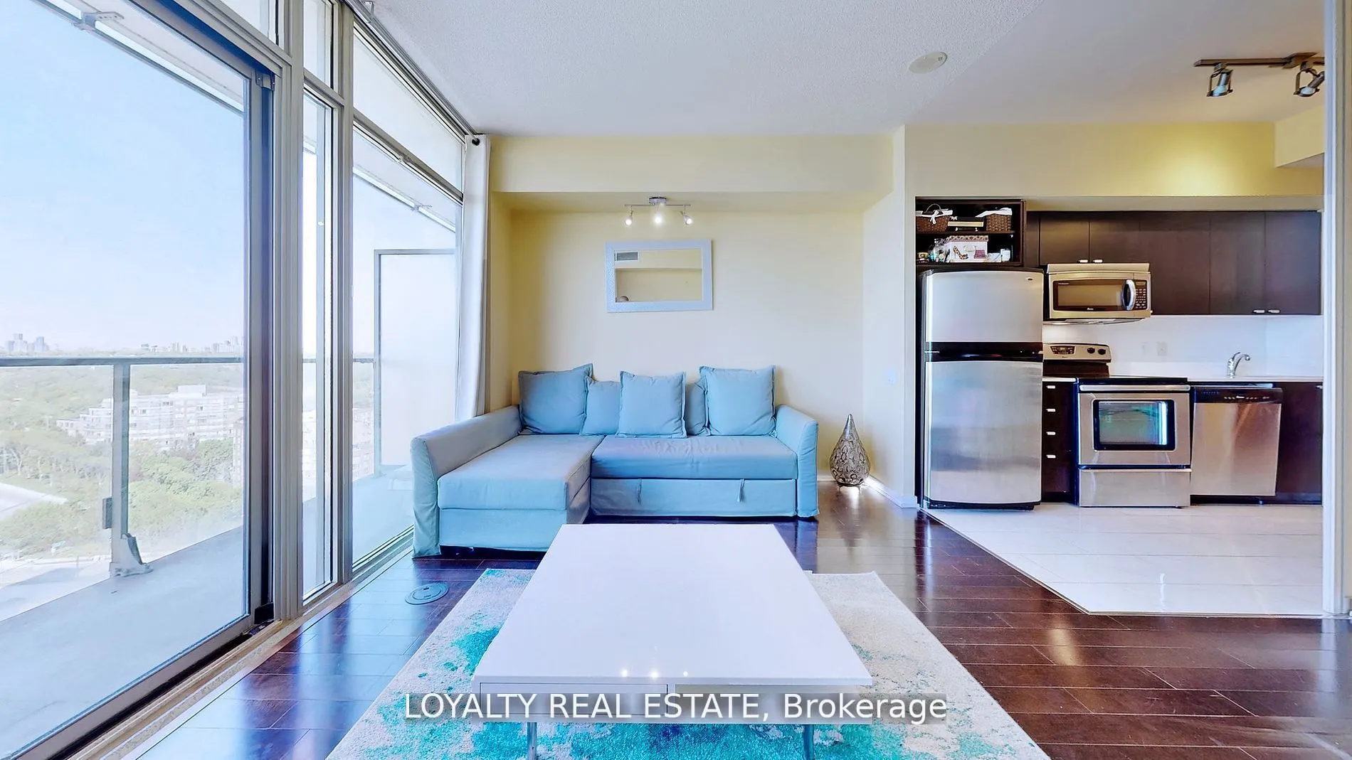 103 The Queensway W, #1810