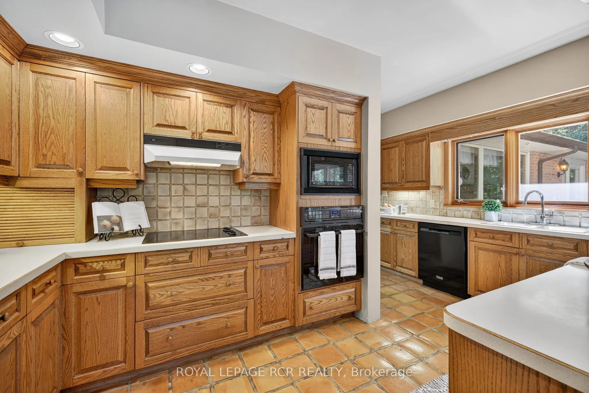 20 Caledon Mountain Drive