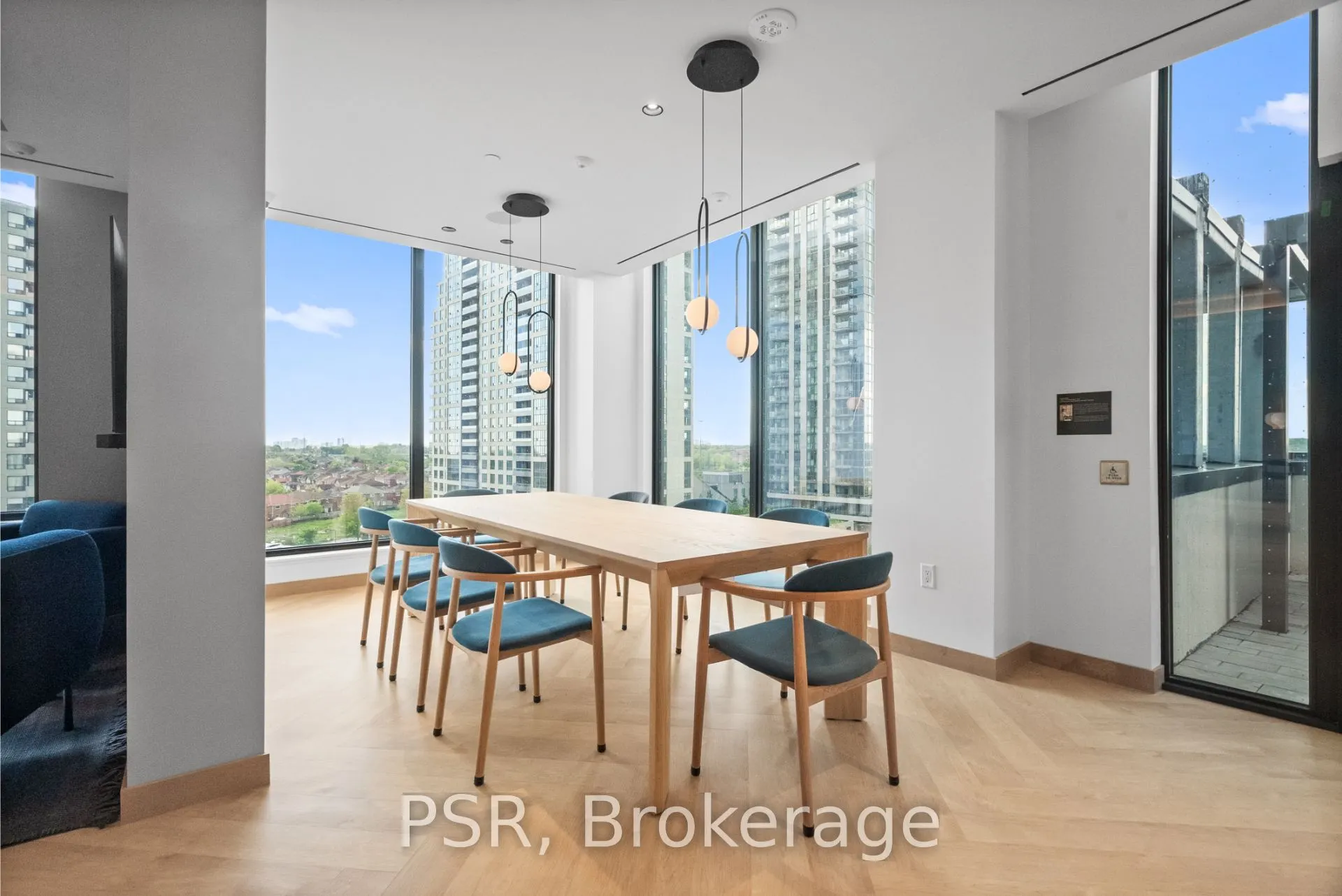 4235 Confederation Parkway, #3502