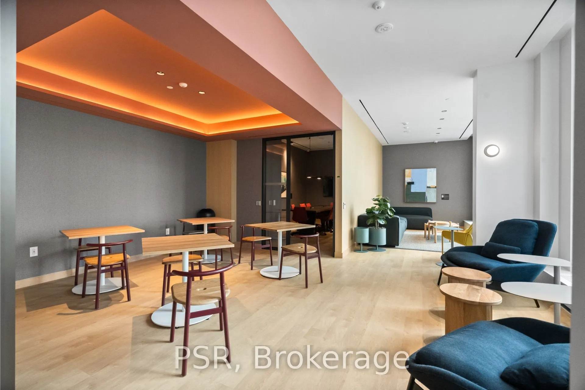 4235 Confederation Parkway, #3502