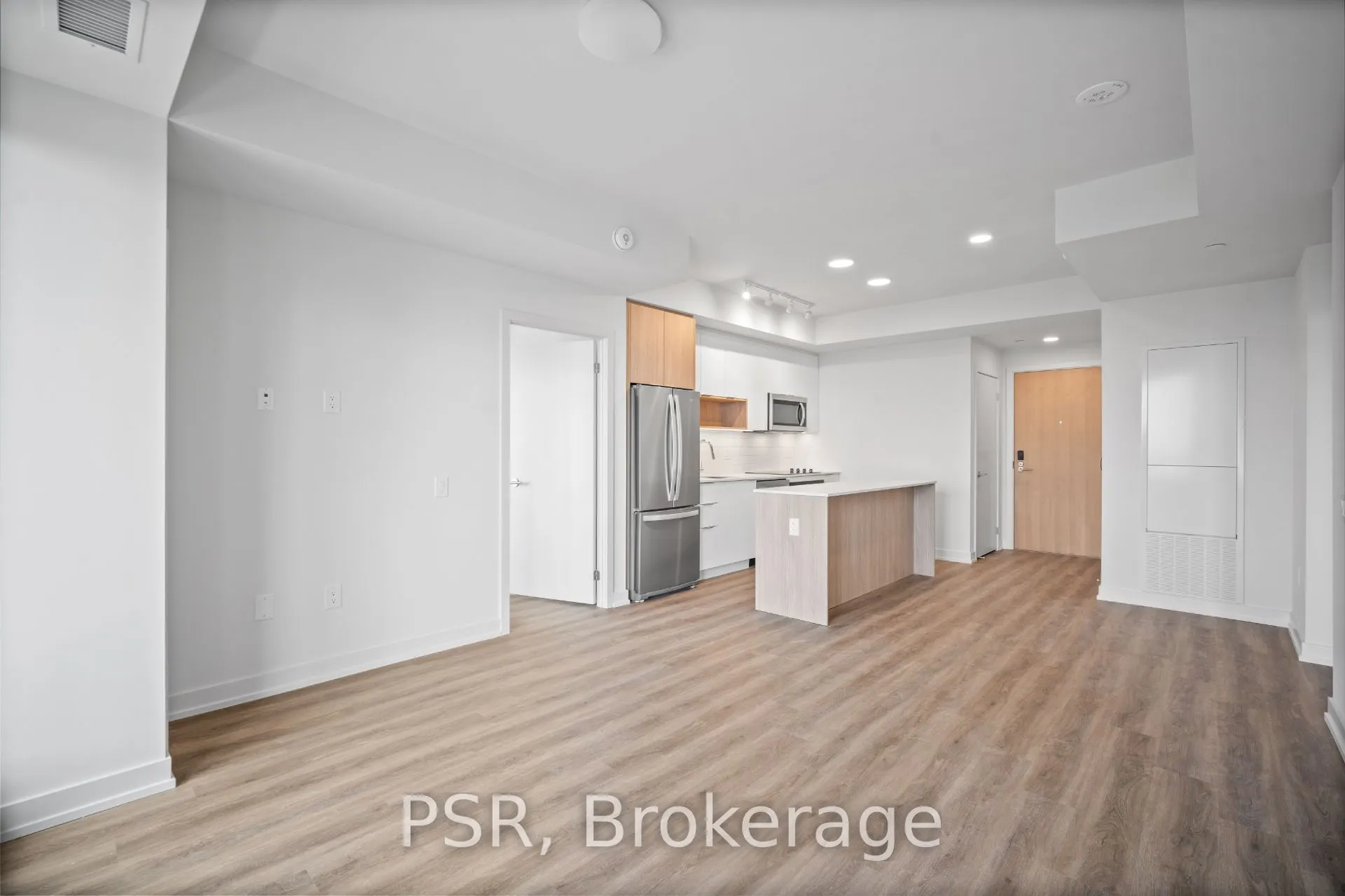 4235 Confederation Parkway, #3502