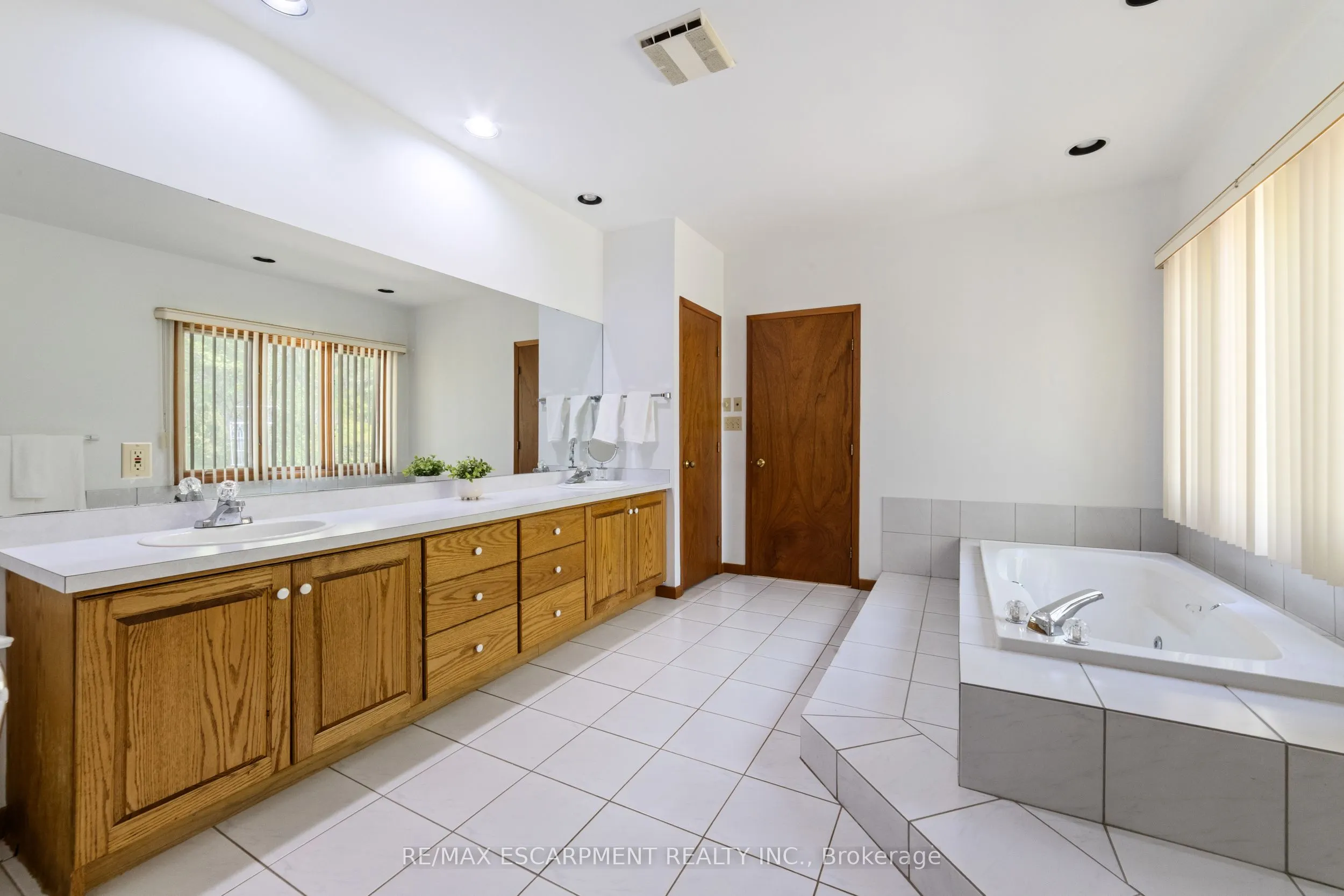 1411 Beaufort Drive