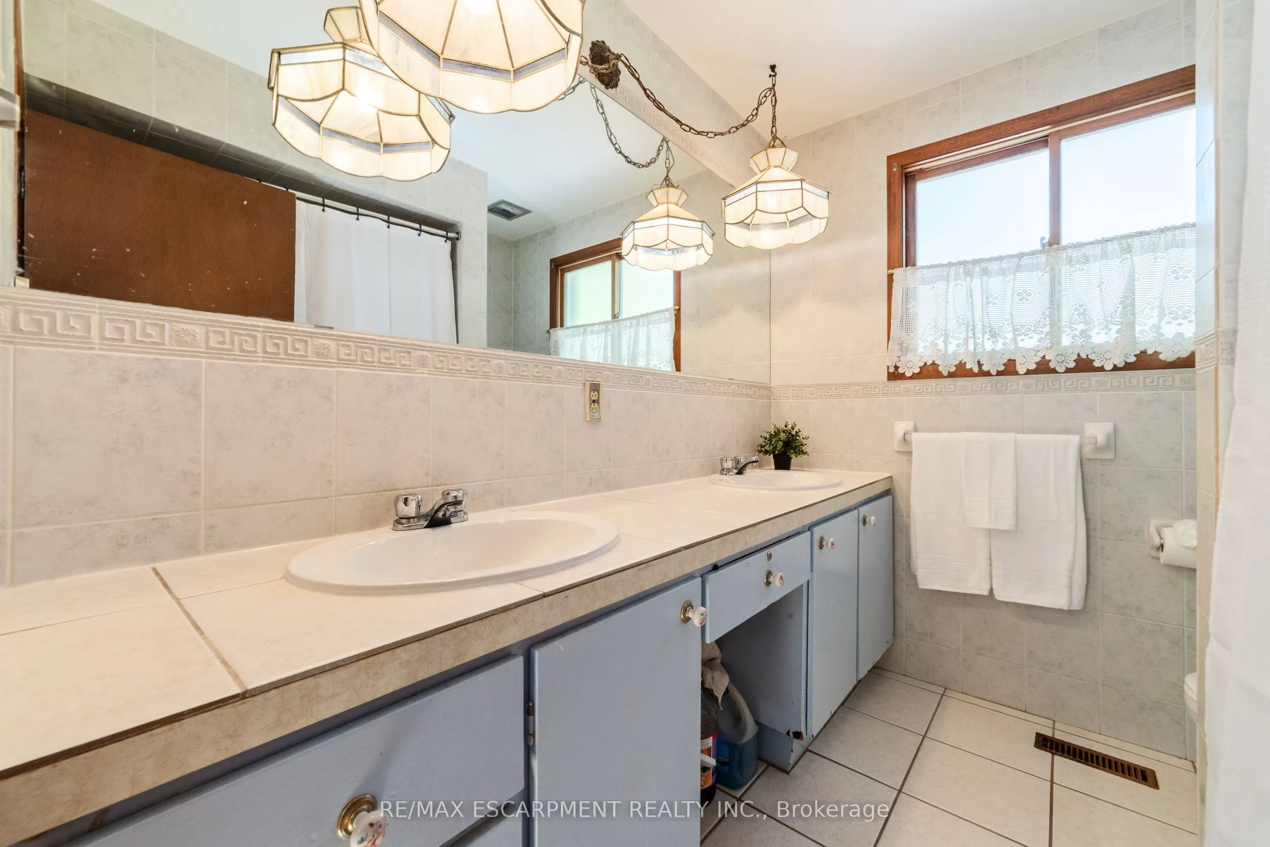 1411 Beaufort Drive
