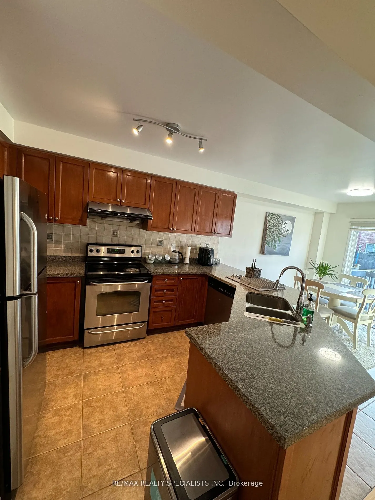 3989 Stardust Drive N