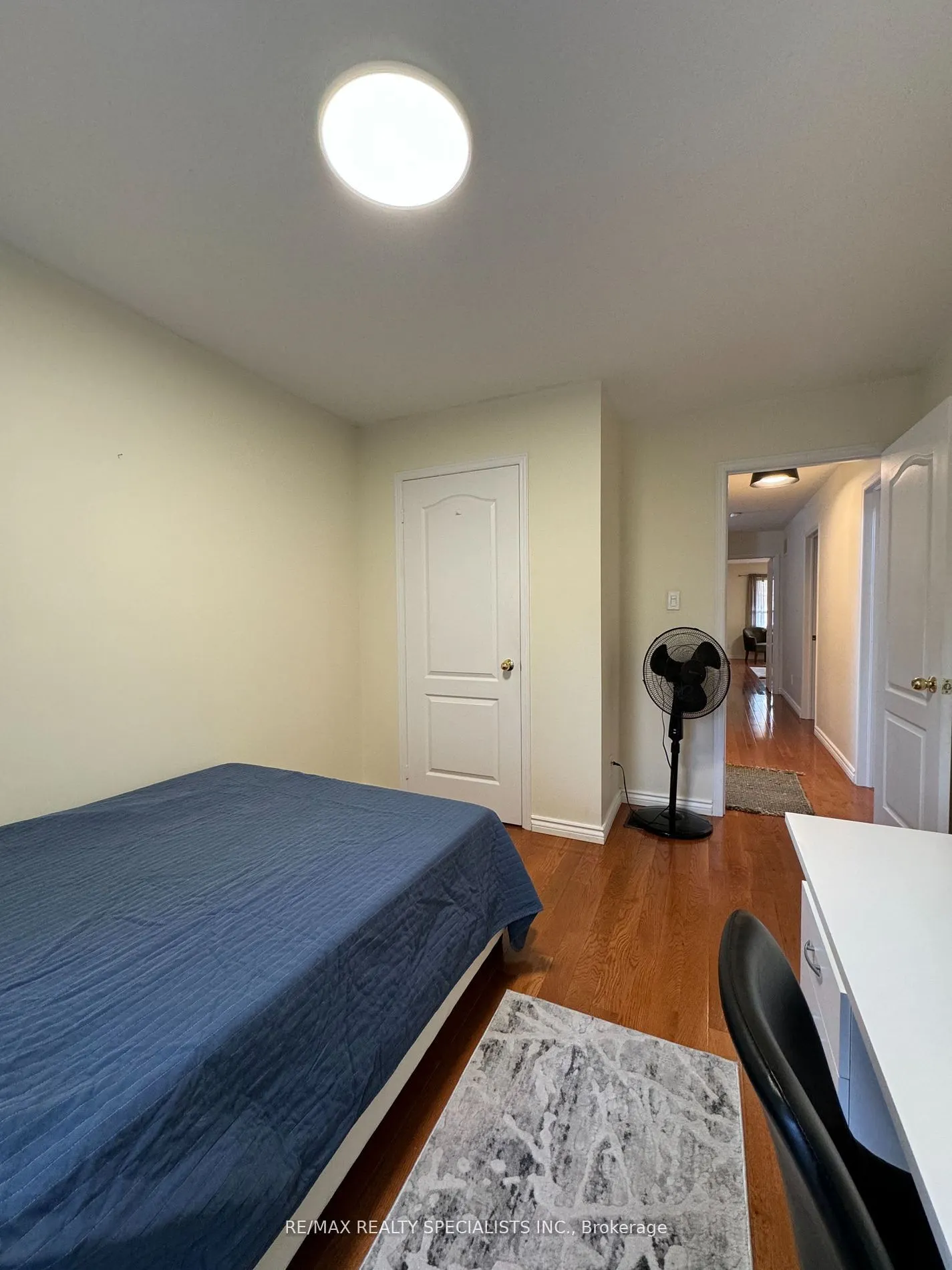 3989 Stardust Drive N