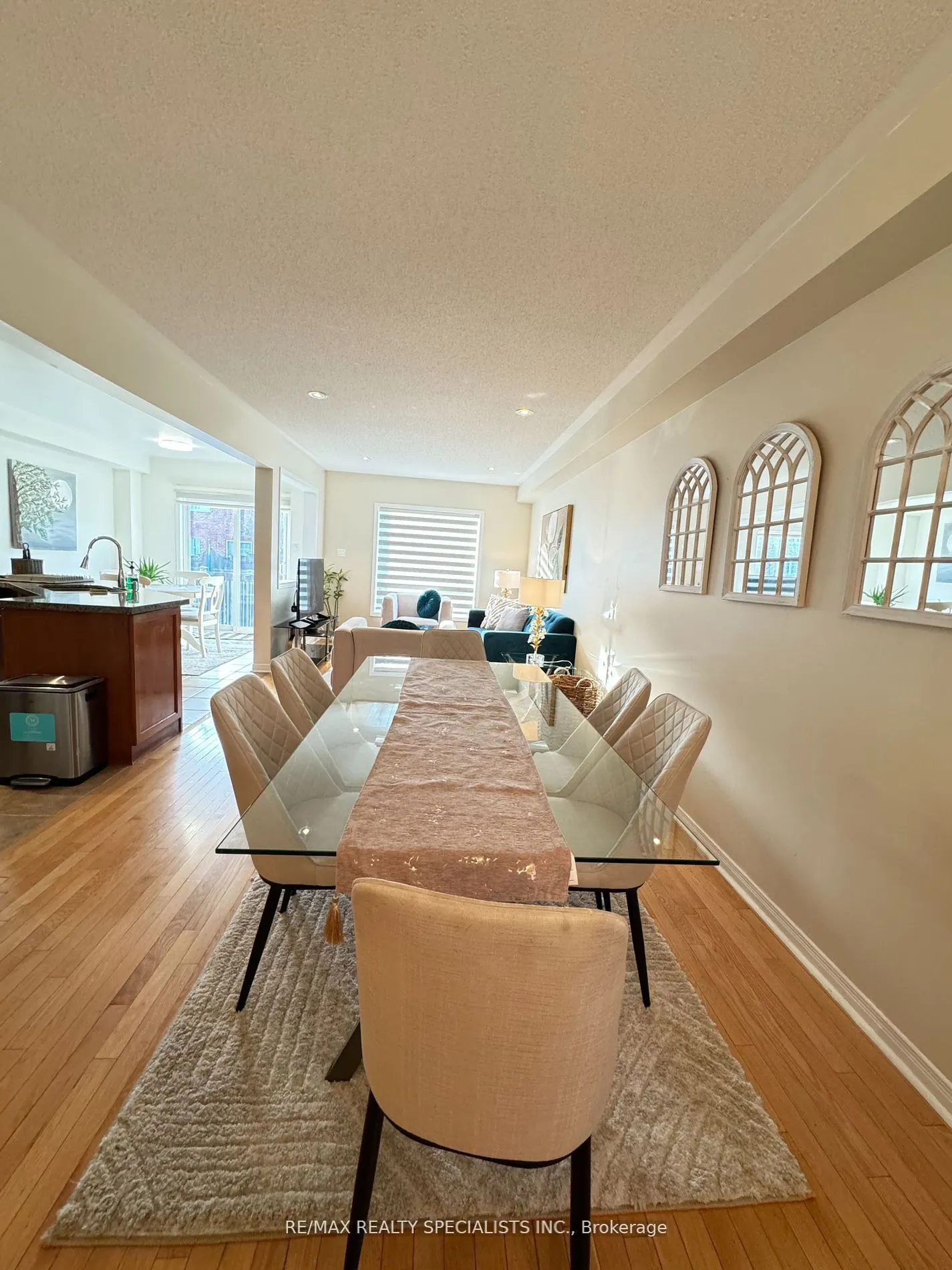 3989 Stardust Drive N