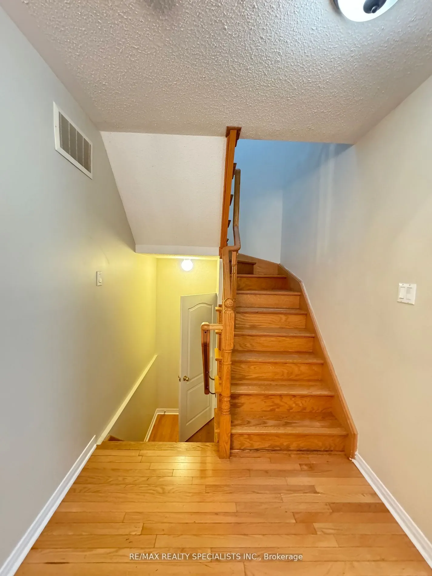 3989 Stardust Drive N