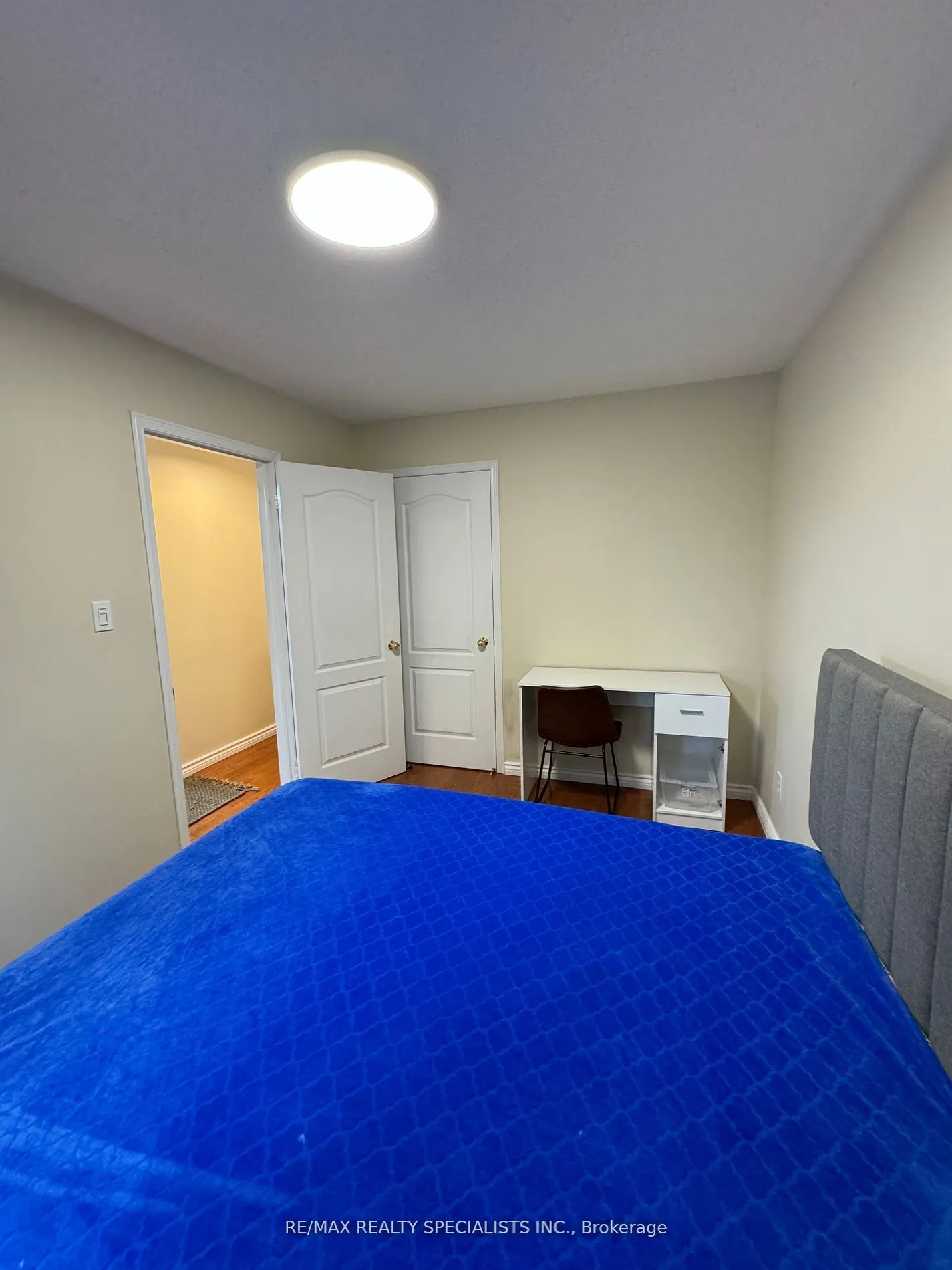 3989 Stardust Drive N
