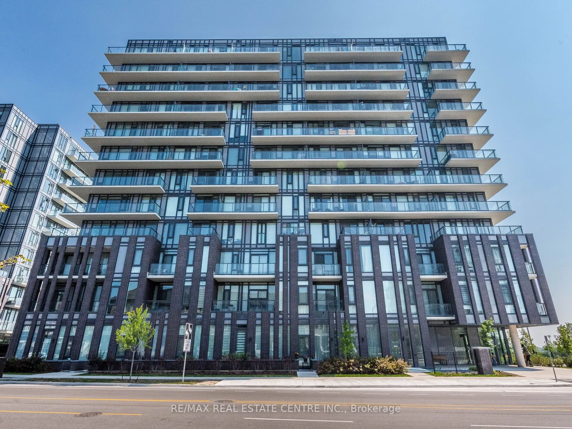 215 VETERANS Drive, #211