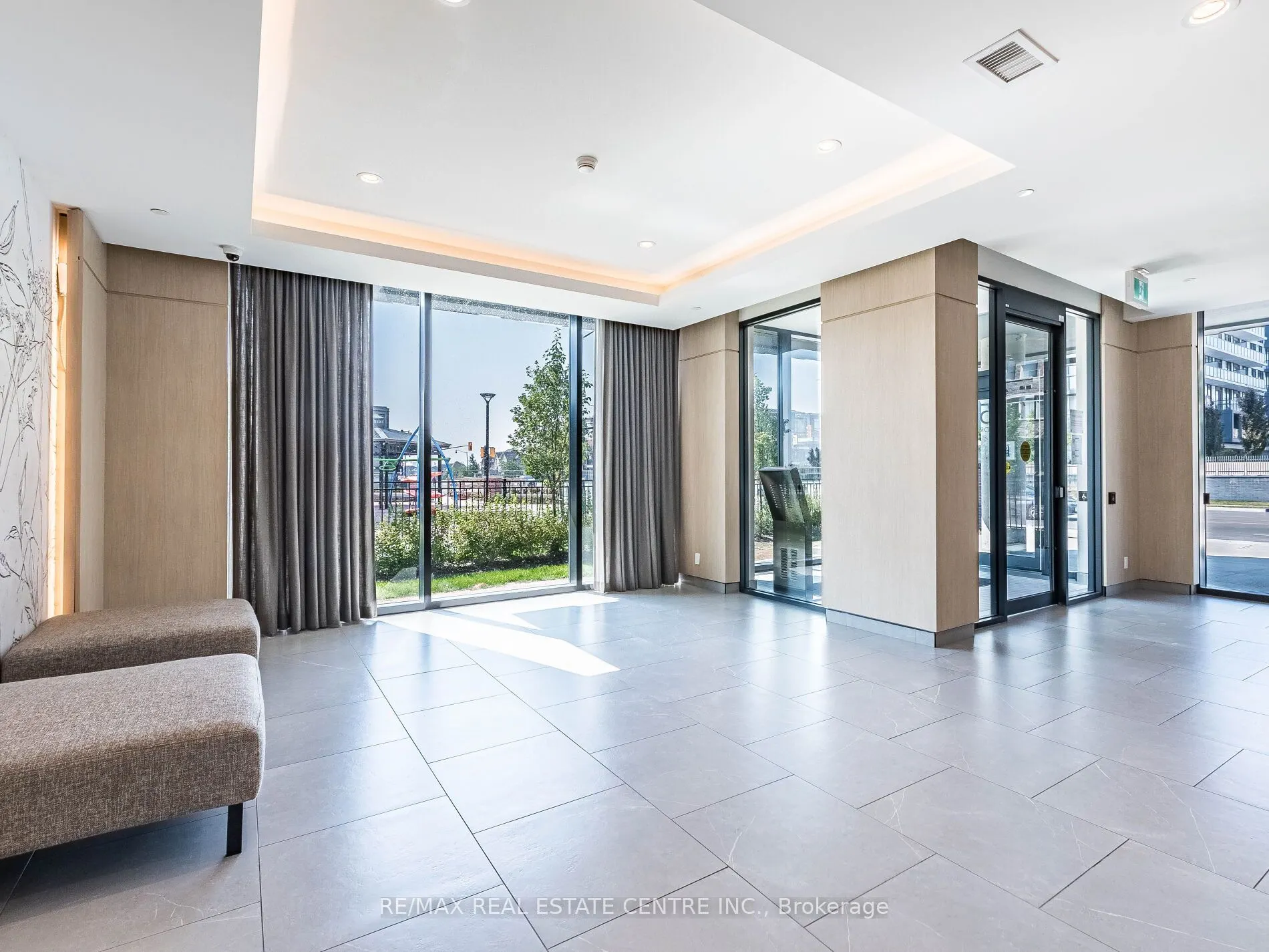 215 VETERANS Drive, #211