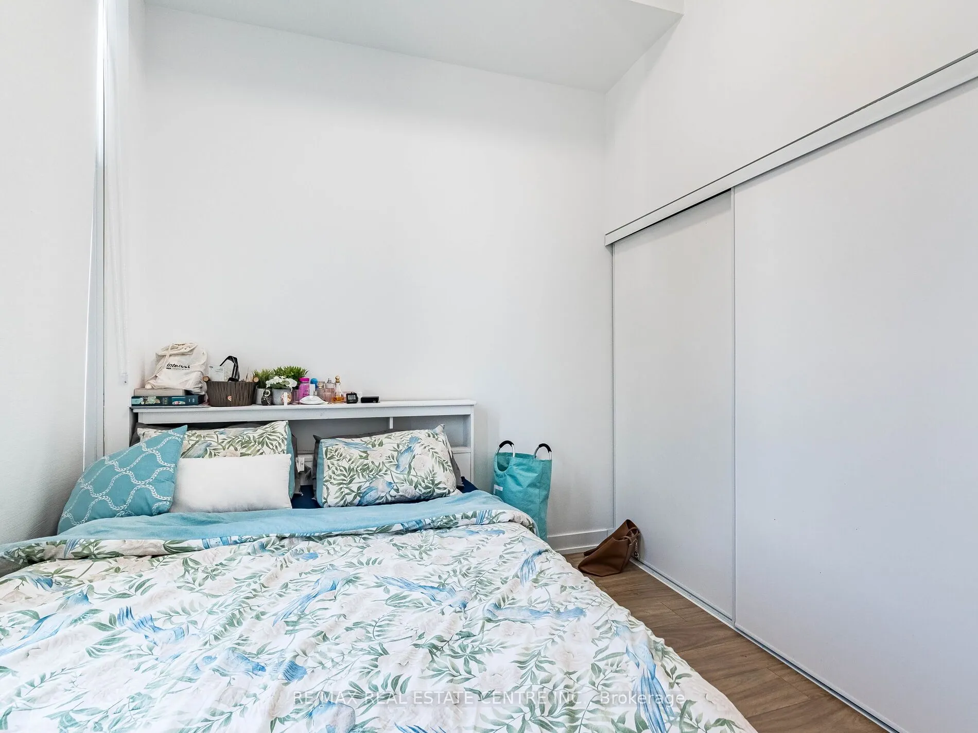 215 VETERANS Drive, #211