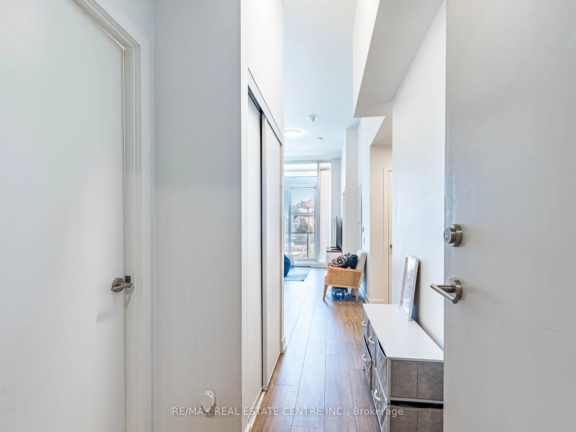 215 VETERANS Drive, #211