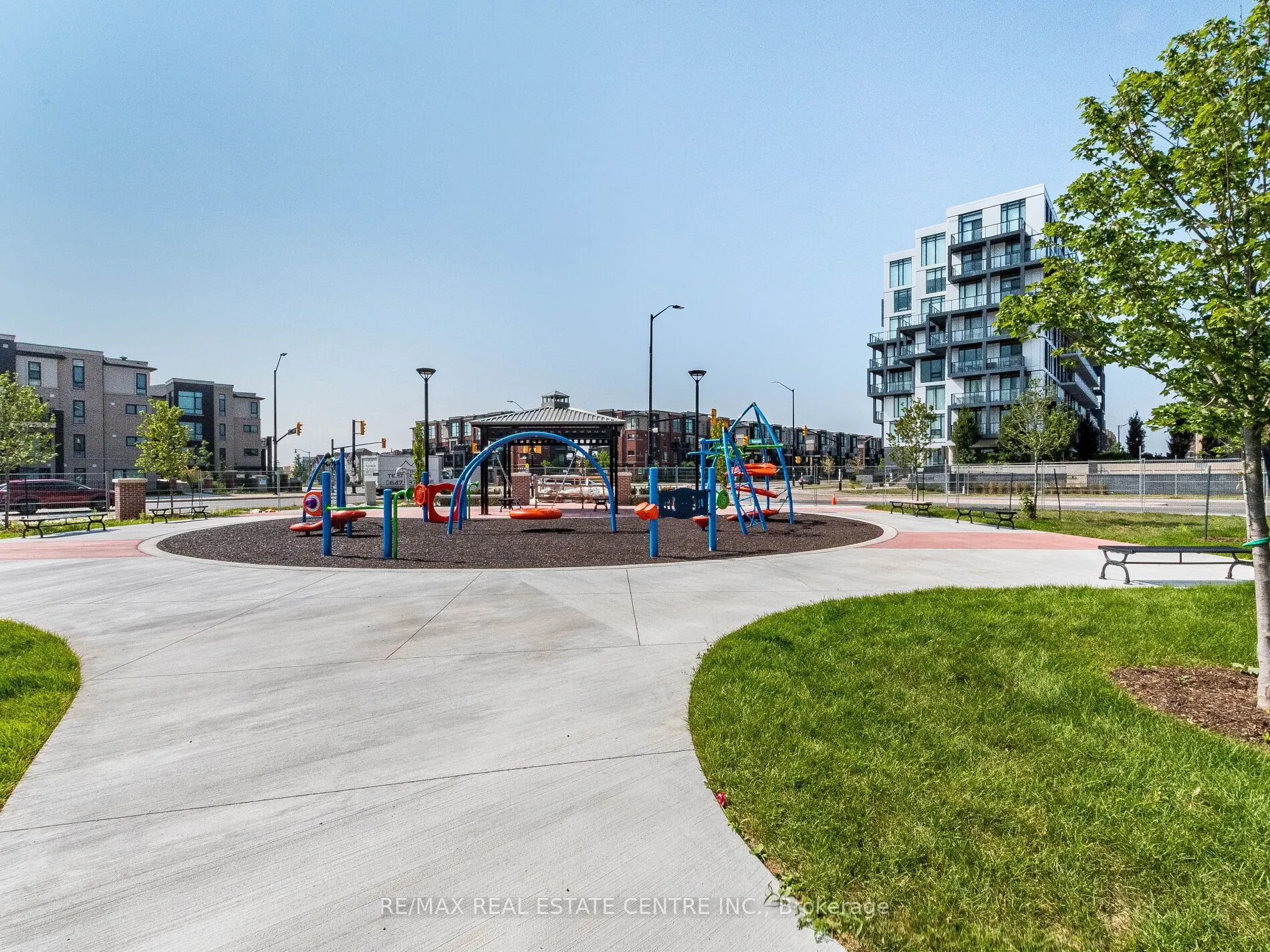 215 VETERANS Drive, #211