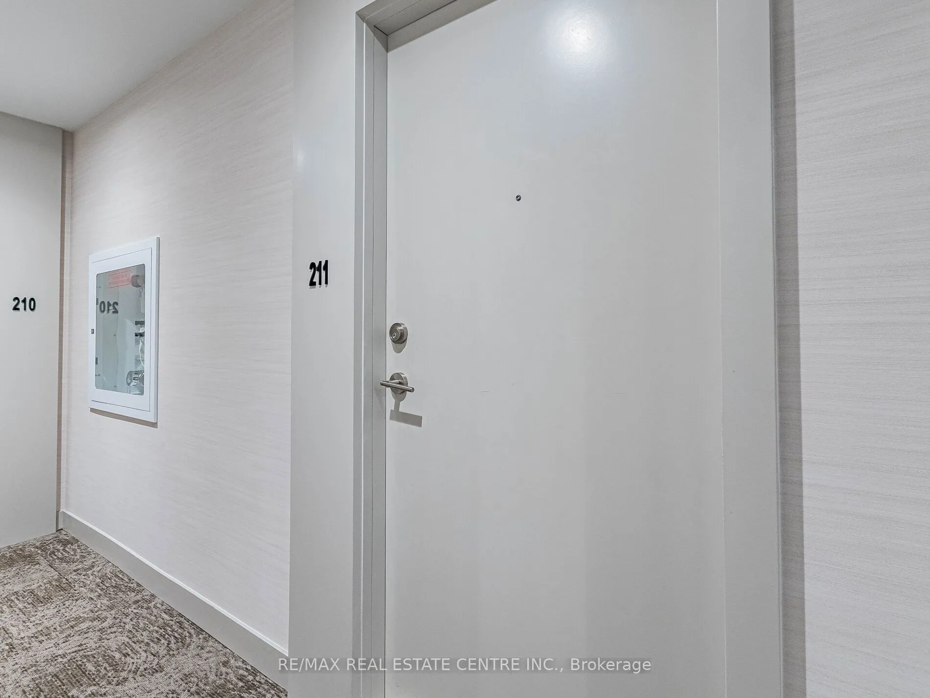 215 VETERANS Drive, #211