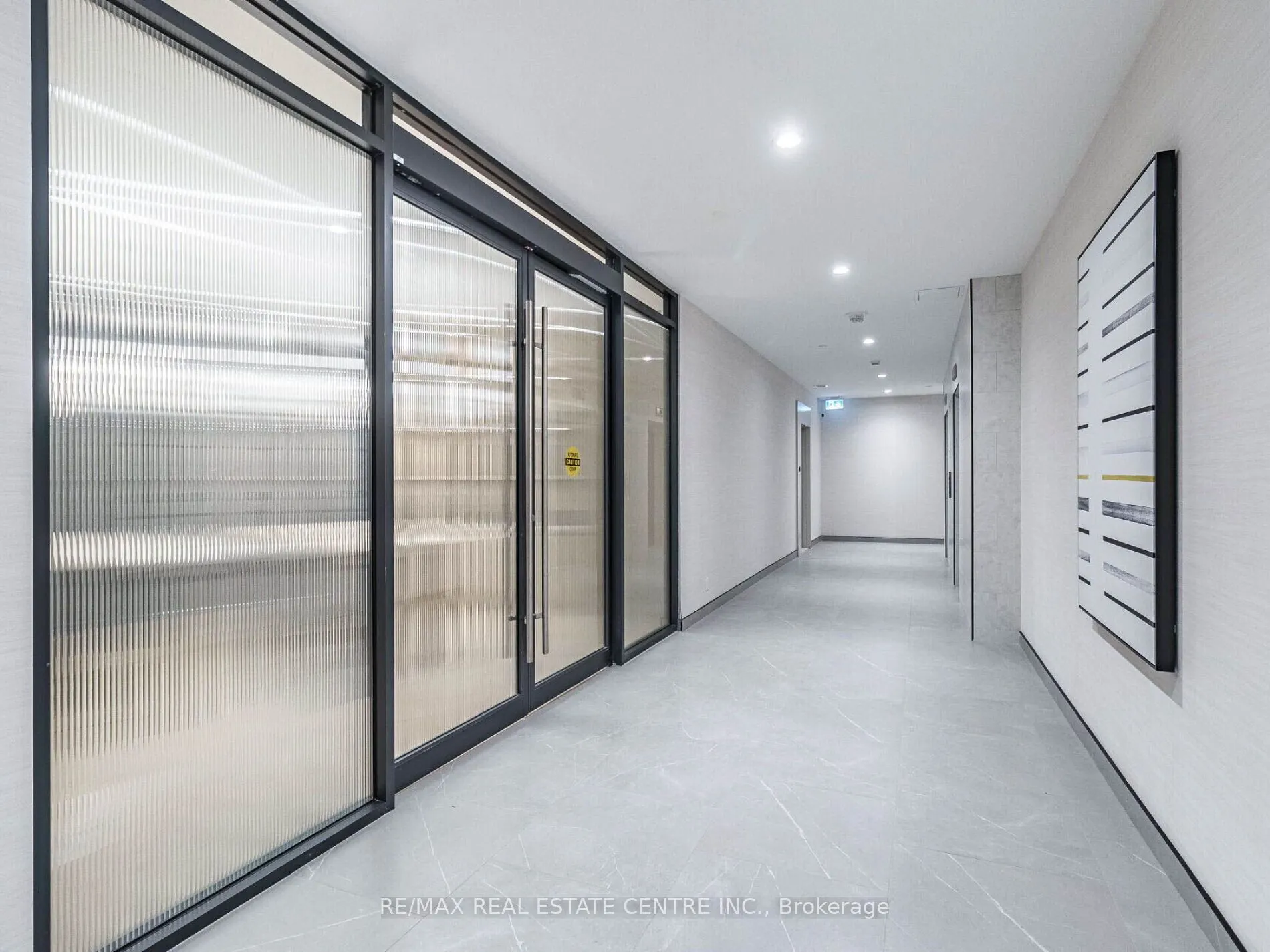 215 VETERANS Drive, #211
