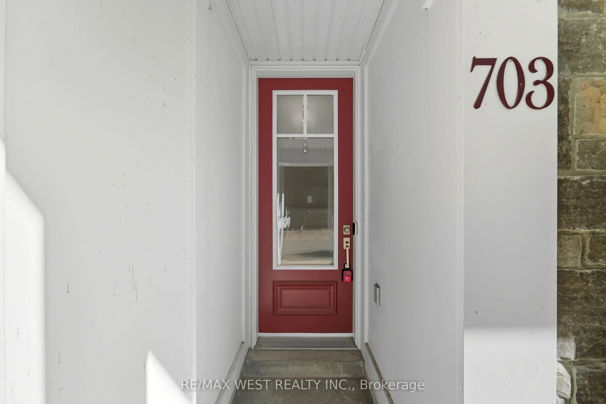 1011 Deta Road, #703