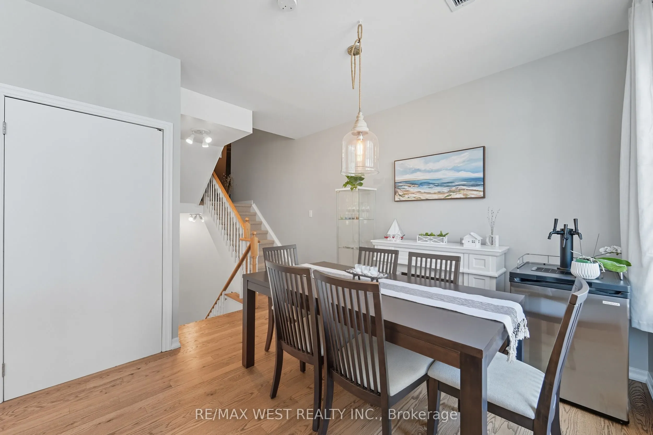 1011 Deta Road, #703