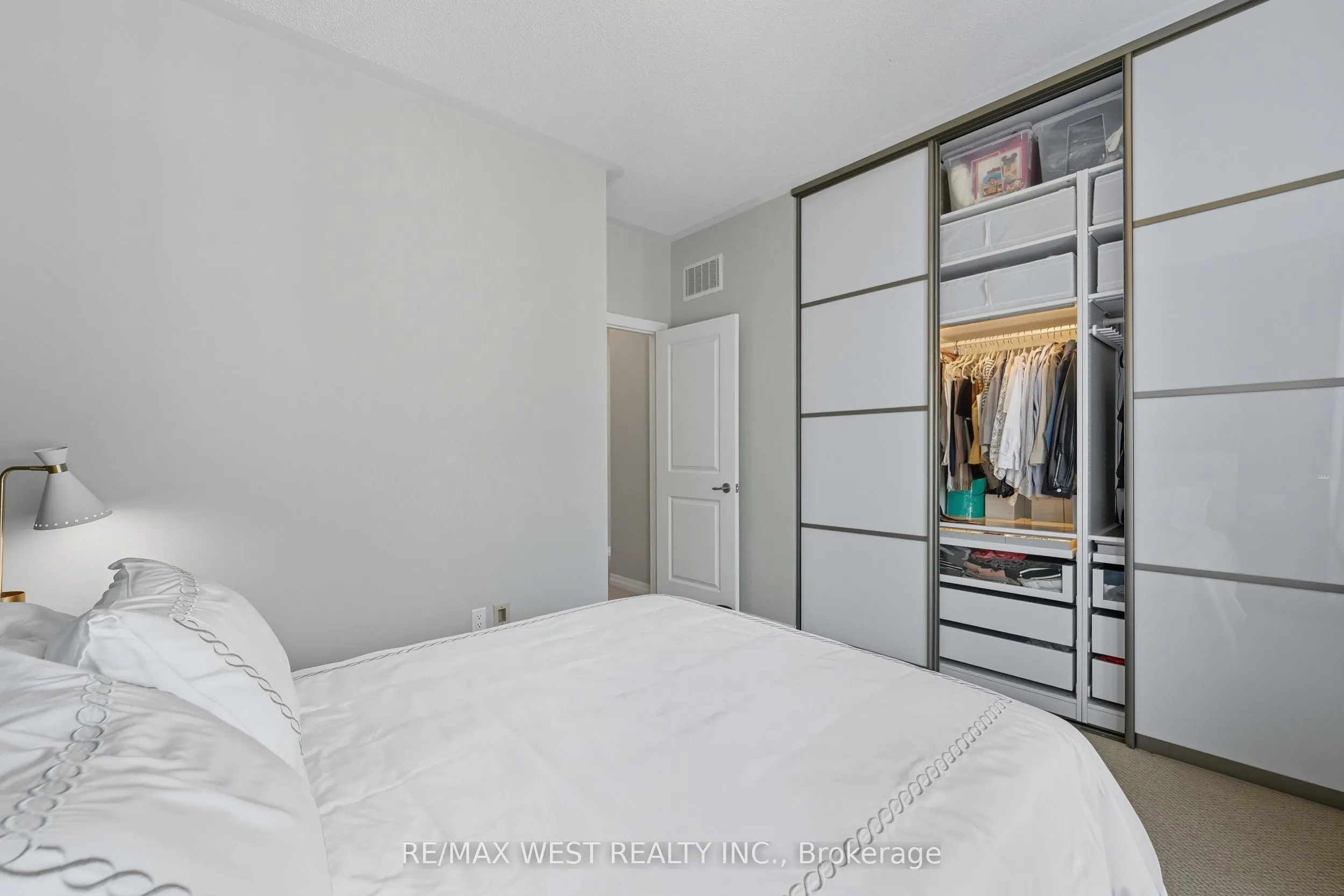 1011 Deta Road, #703