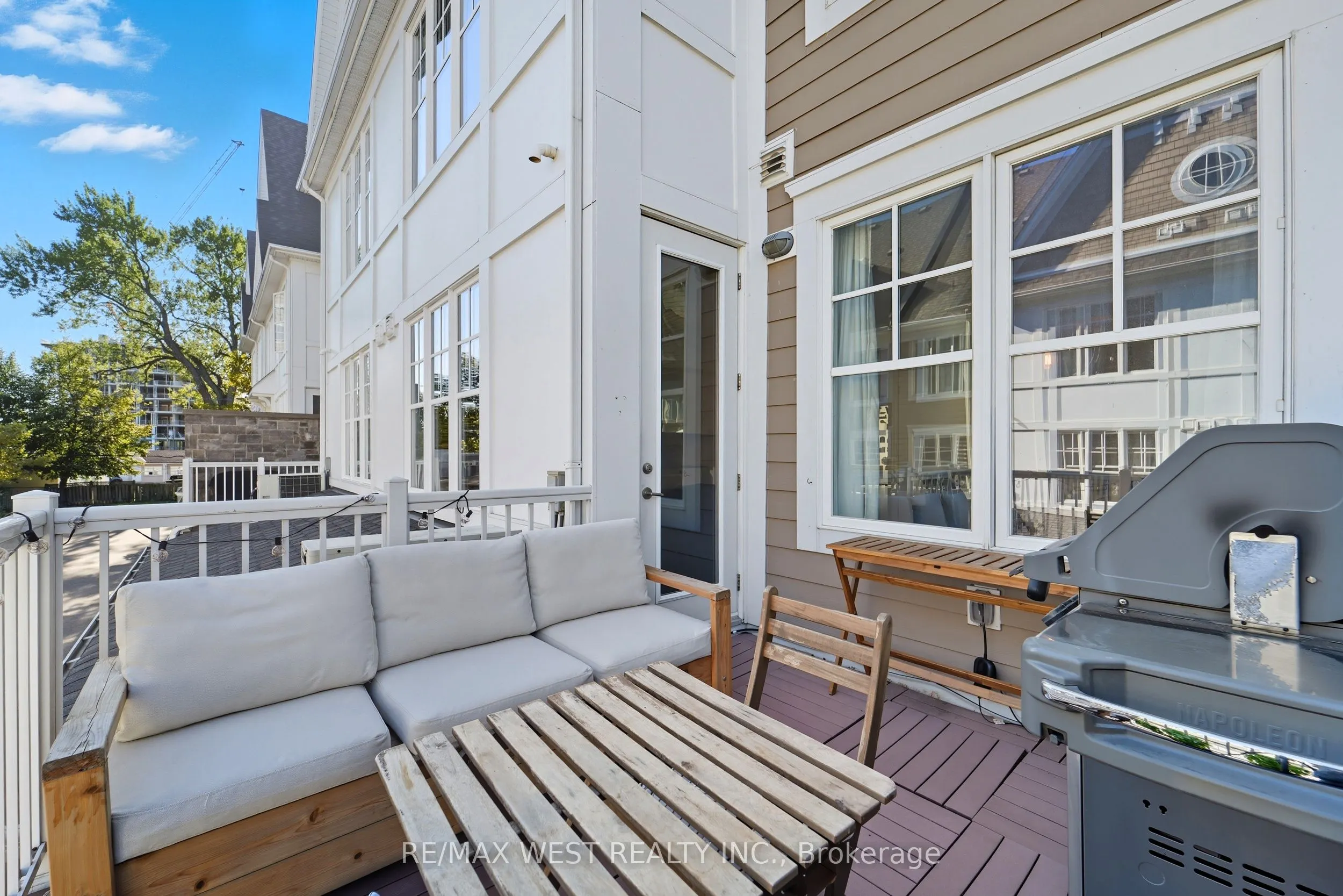 1011 Deta Road, #703