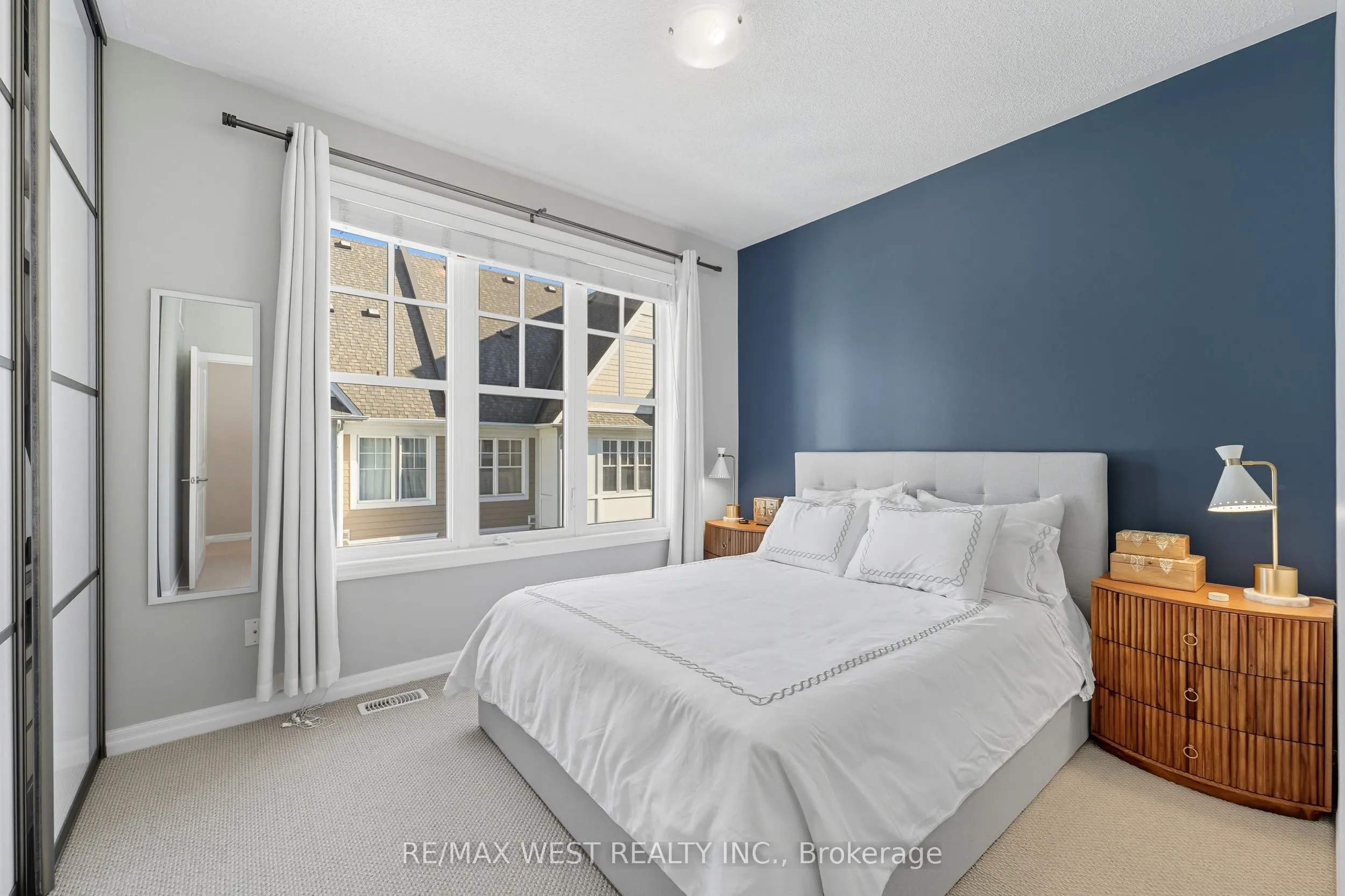 1011 Deta Road, #703