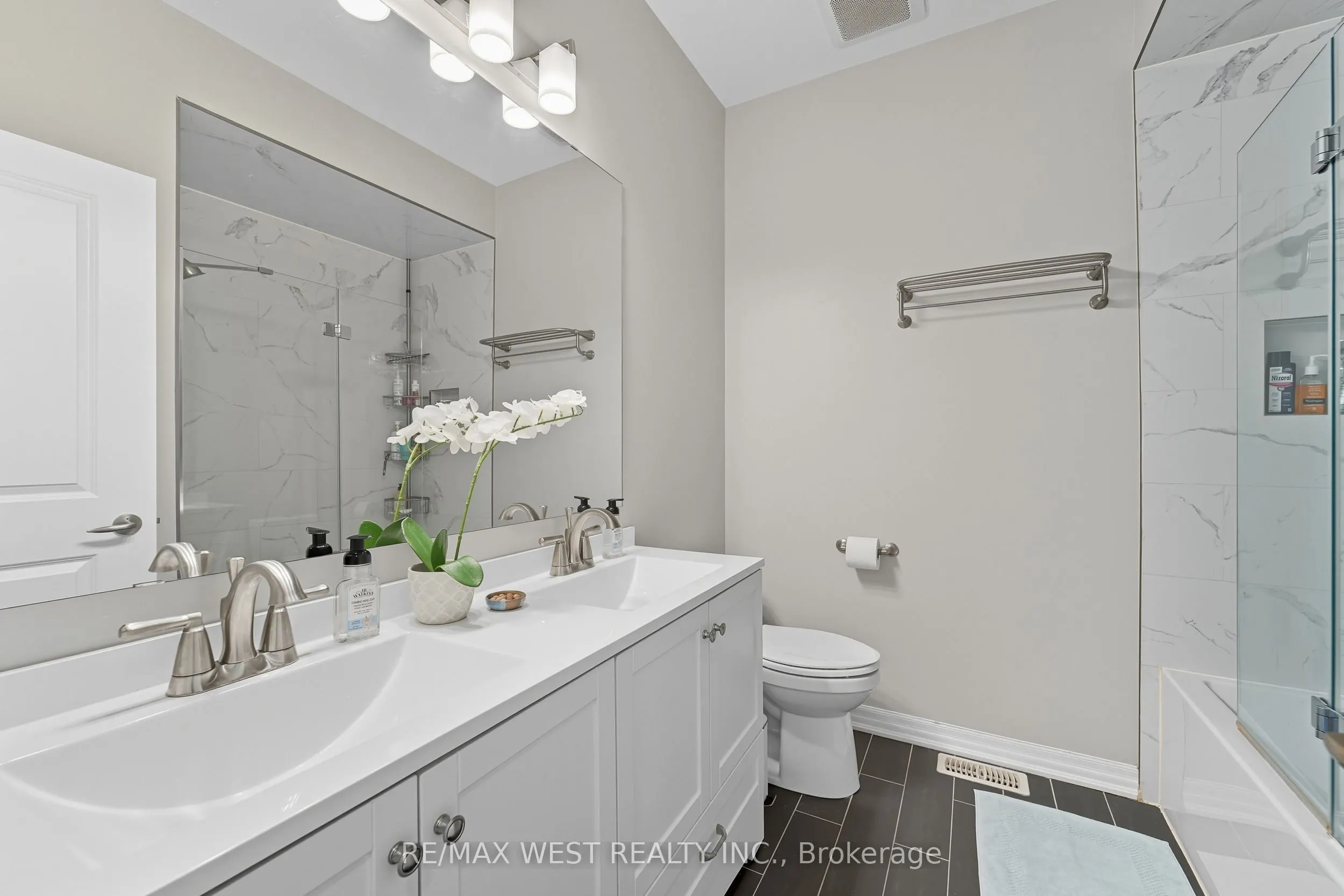1011 Deta Road, #703
