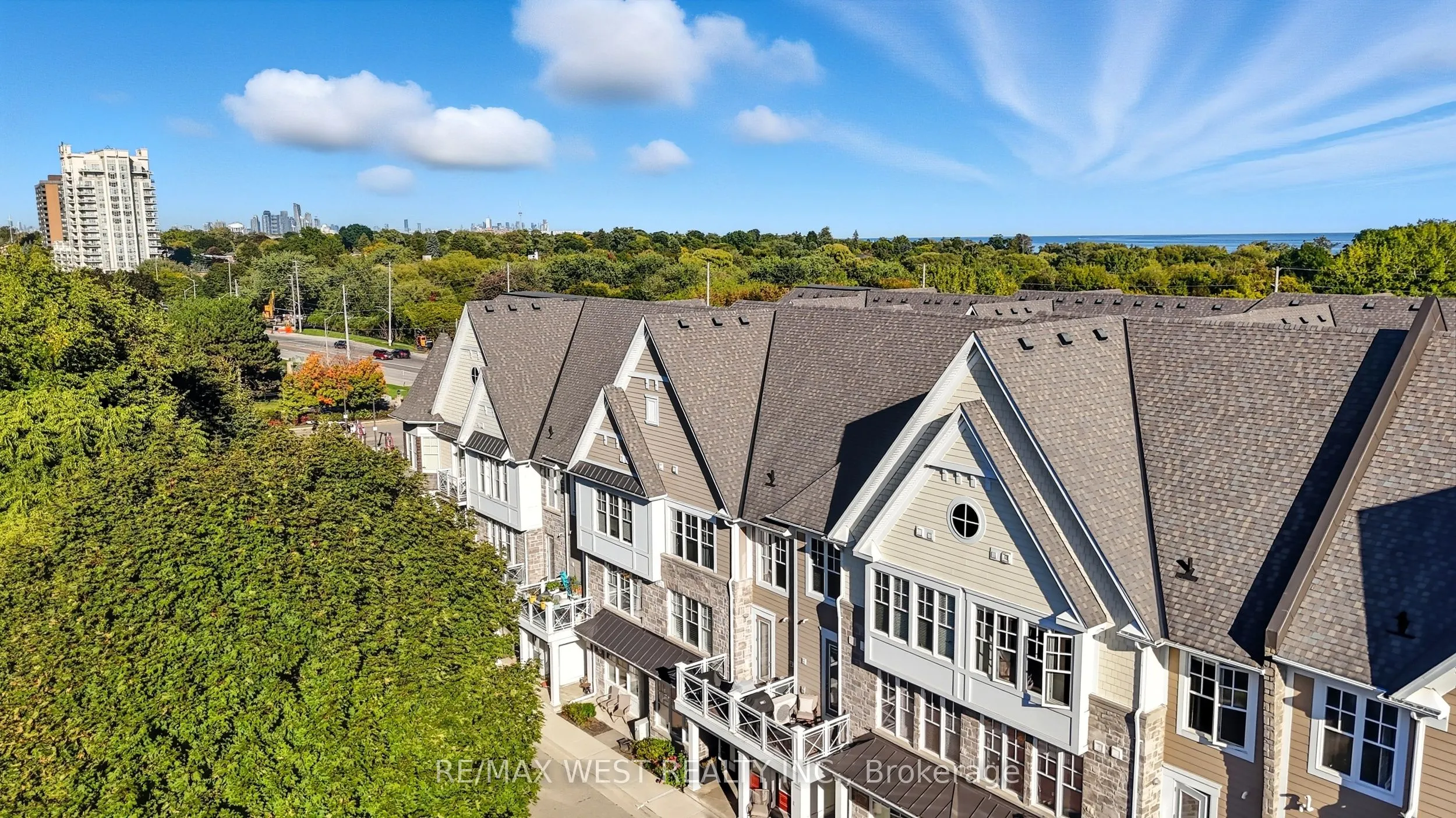 1011 Deta Road, #703