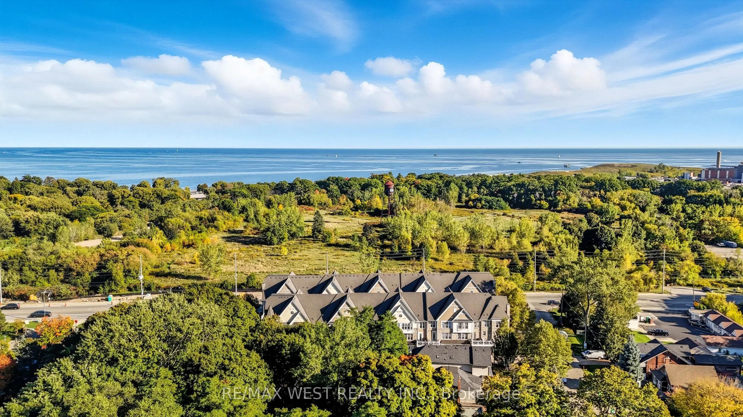 1011 Deta Road, #703