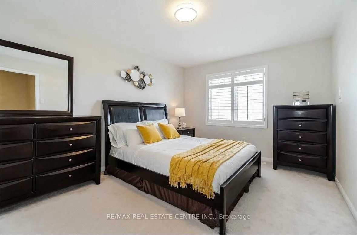 271 Woodley Crescent S