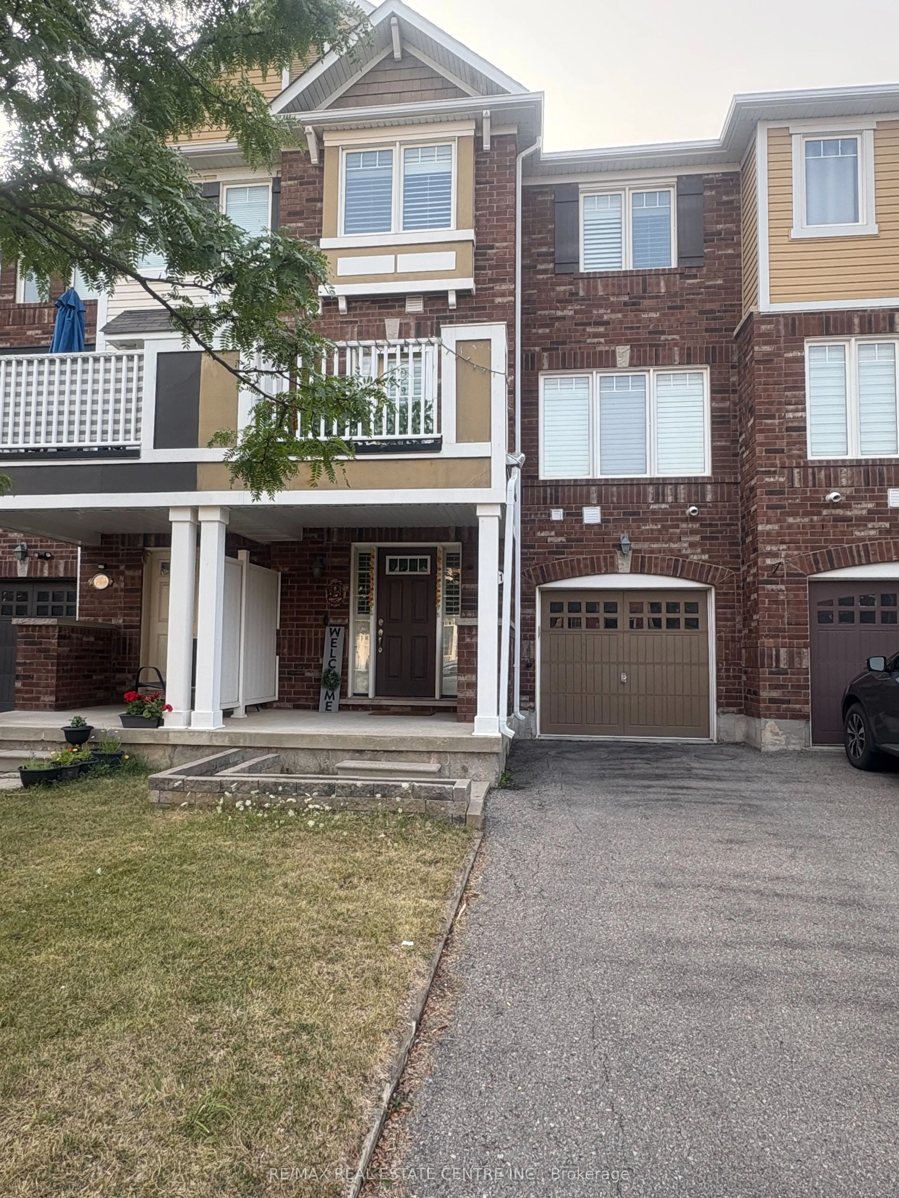 271 Woodley Crescent S
