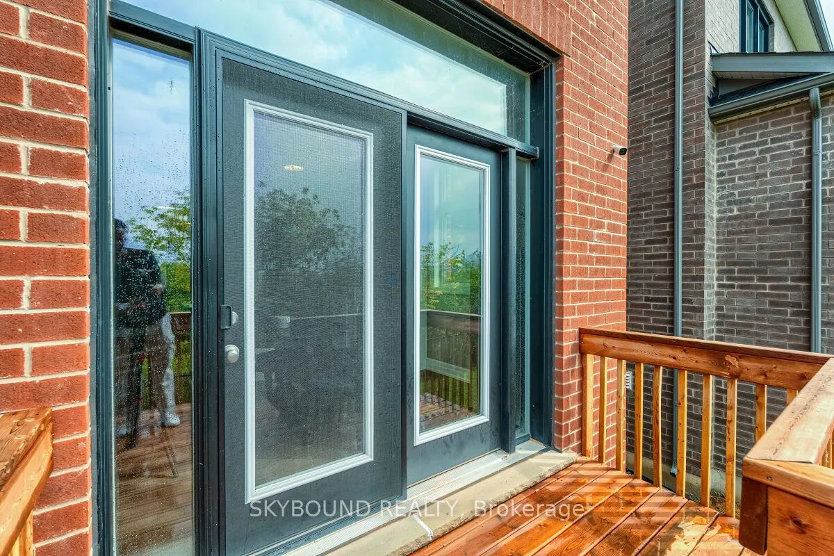 3291 Harasym Trail
