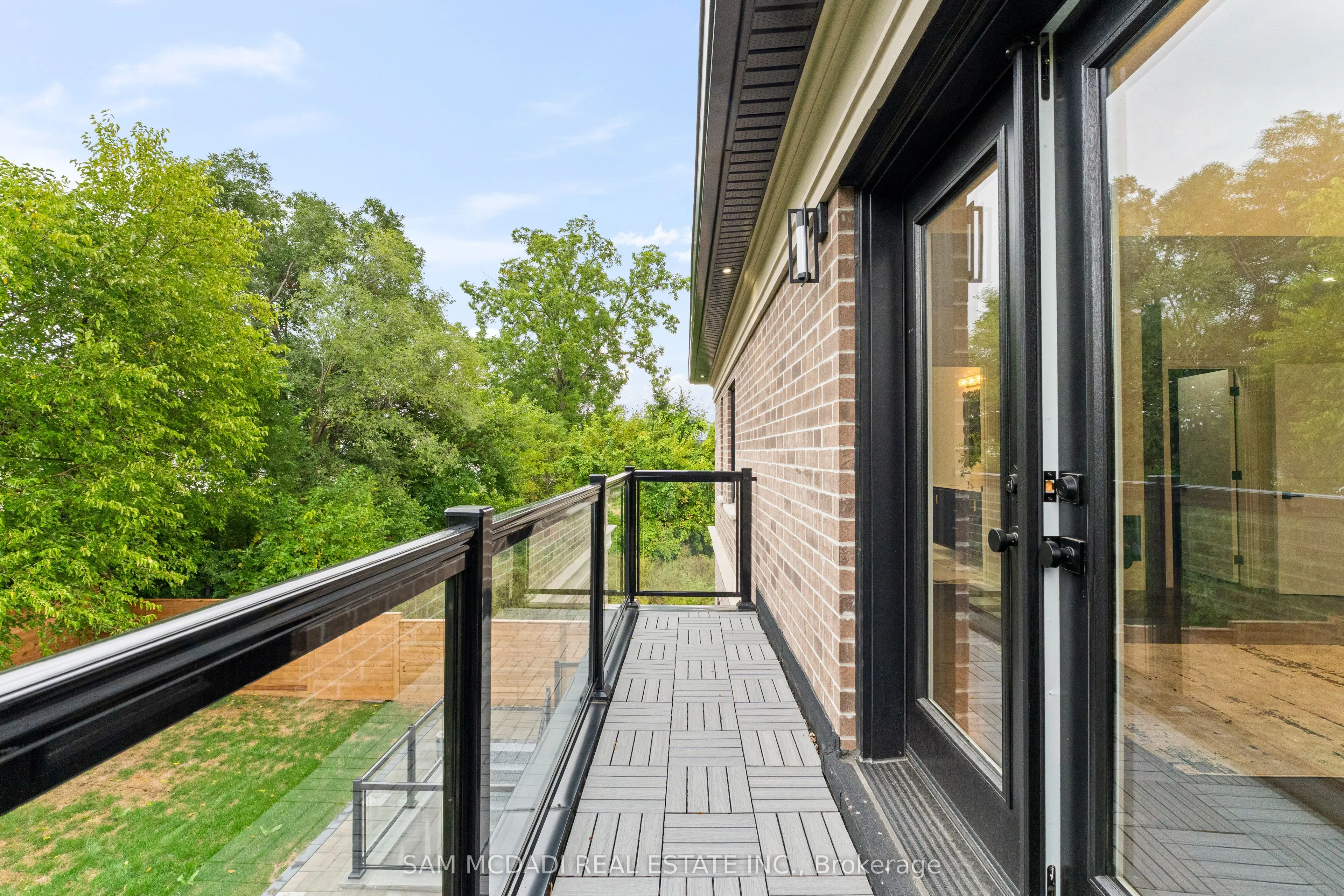 193 Mateo Place