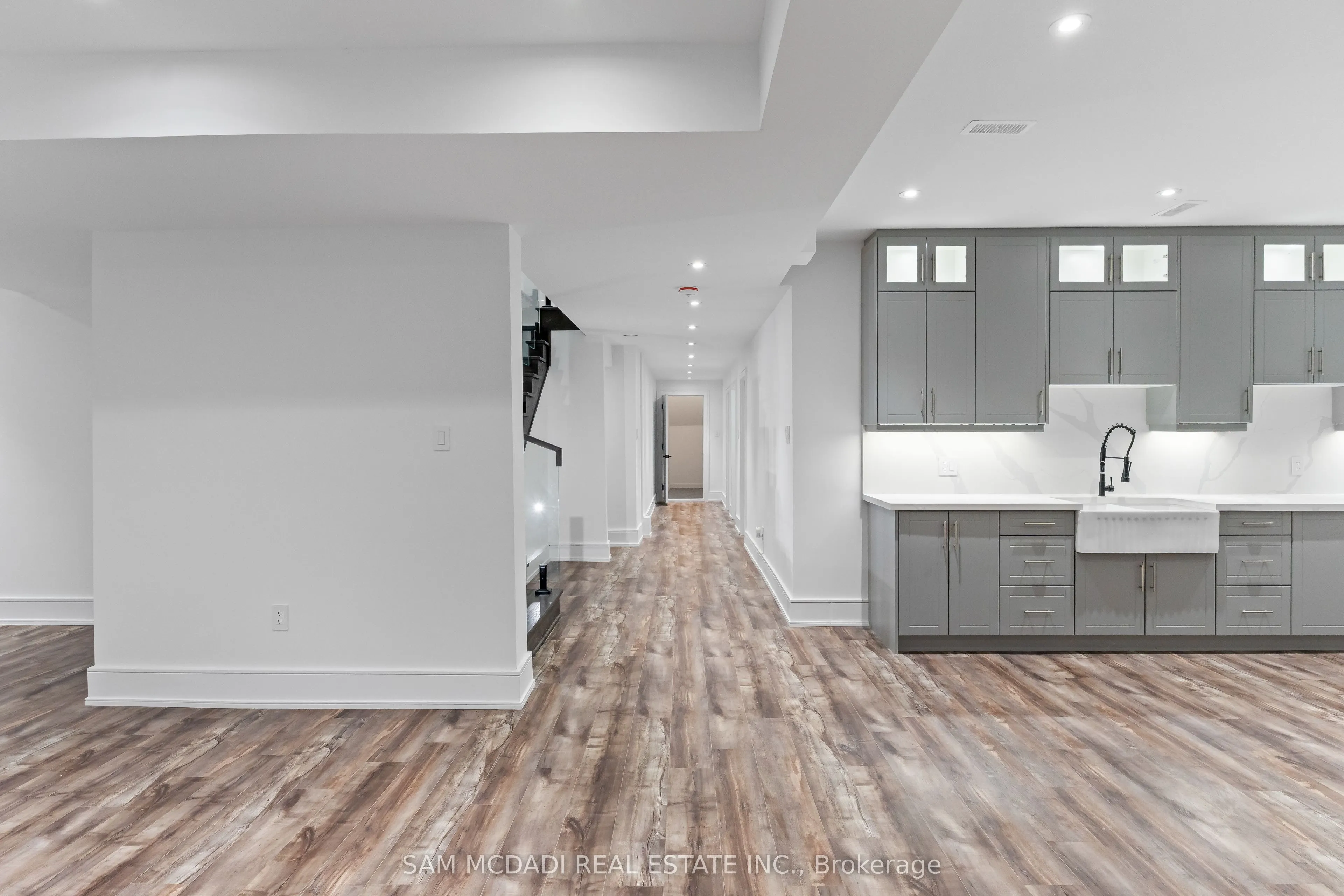 193 Mateo Place