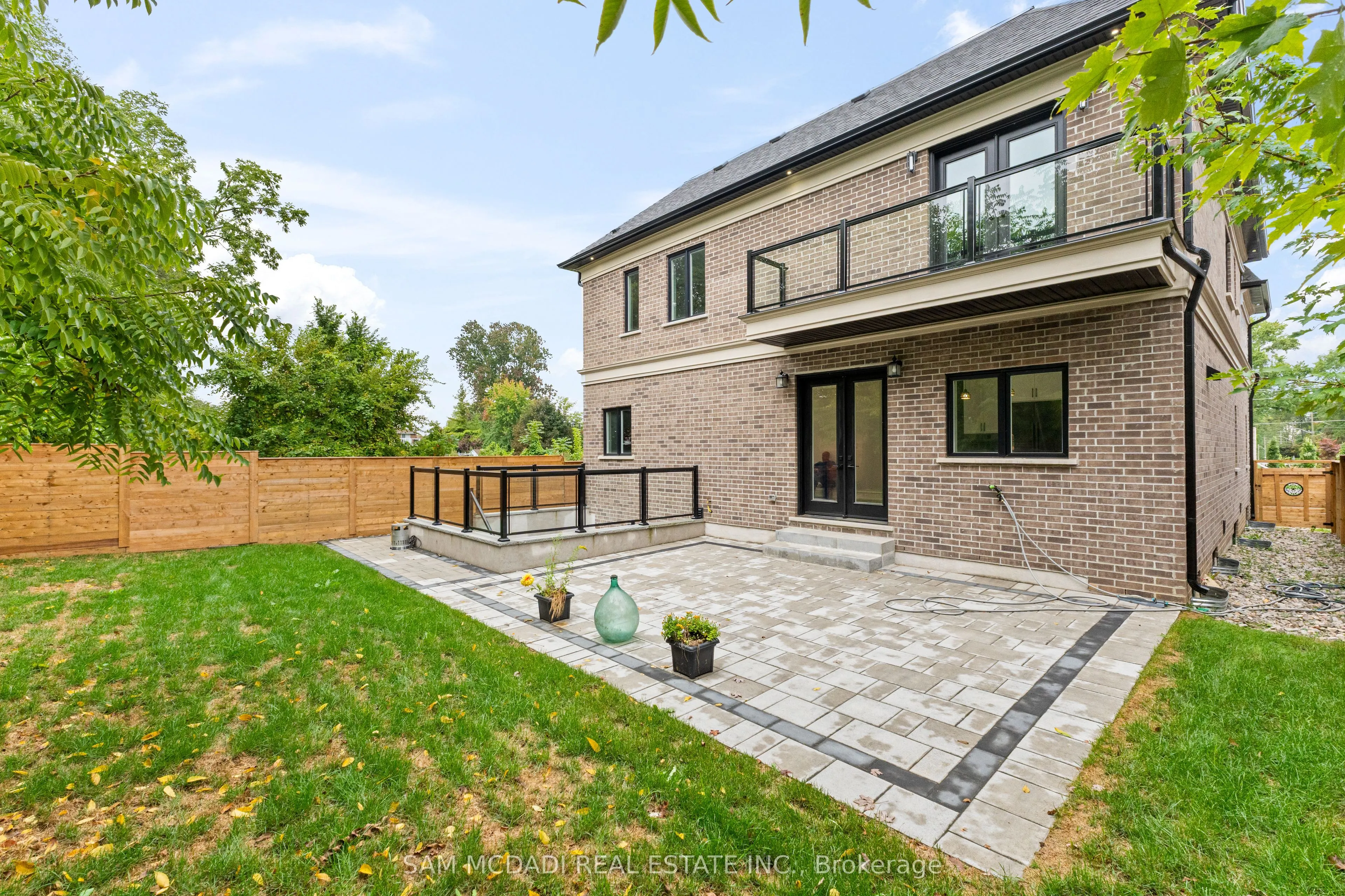 193 Mateo Place
