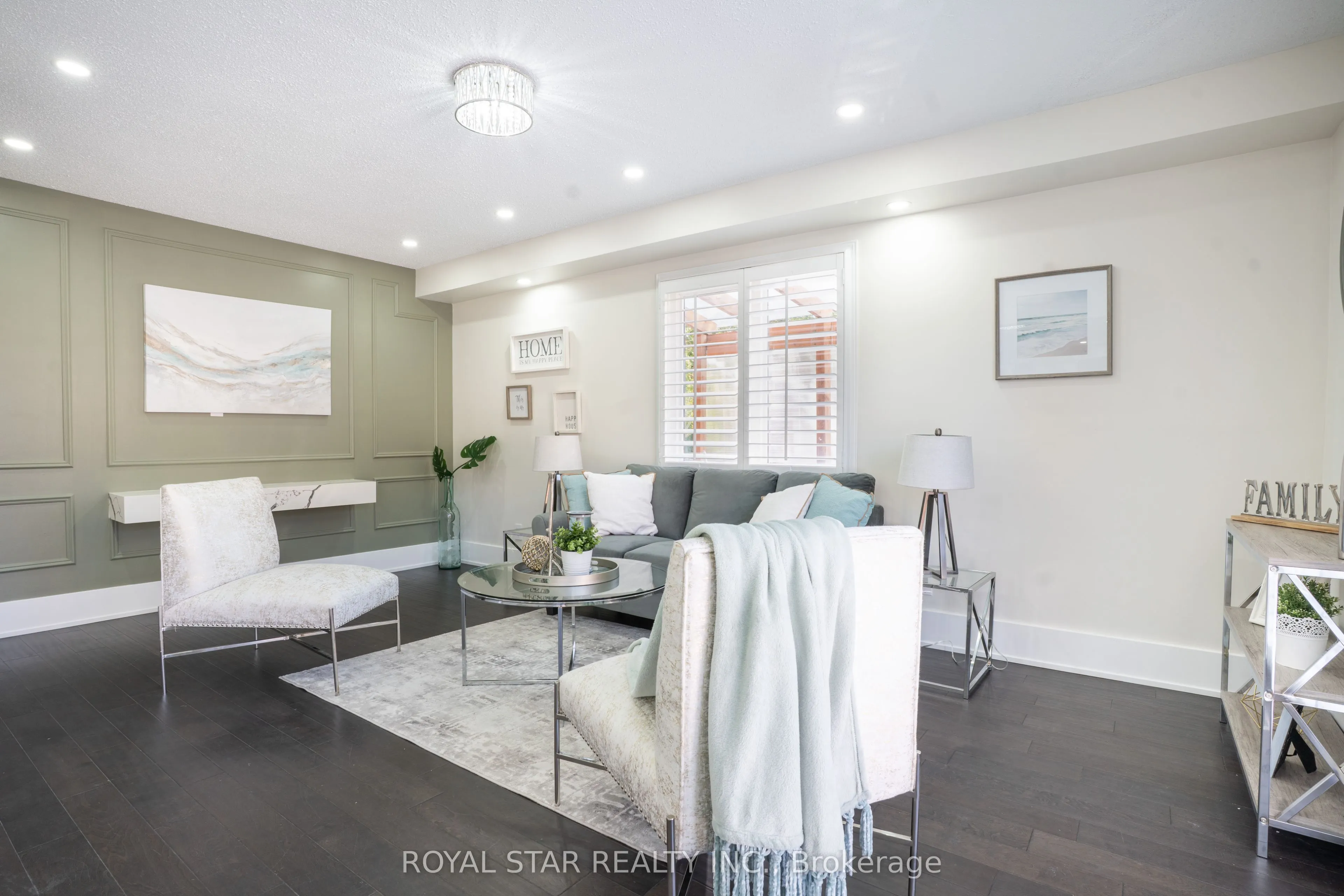 22 Livingston Drive